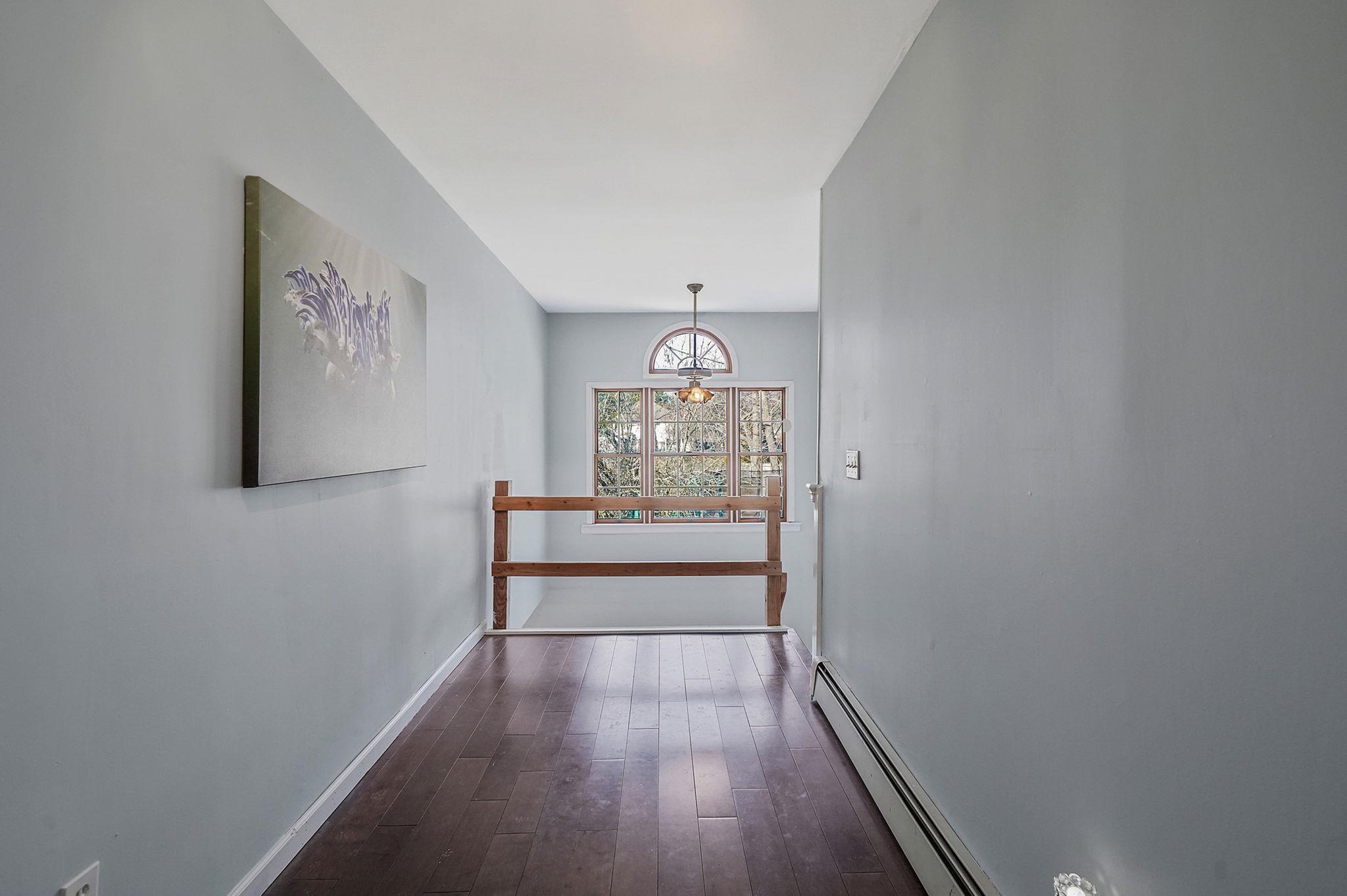 Single Family Lincoln  Suffolk County, NY 11782, MLS-835767-21
