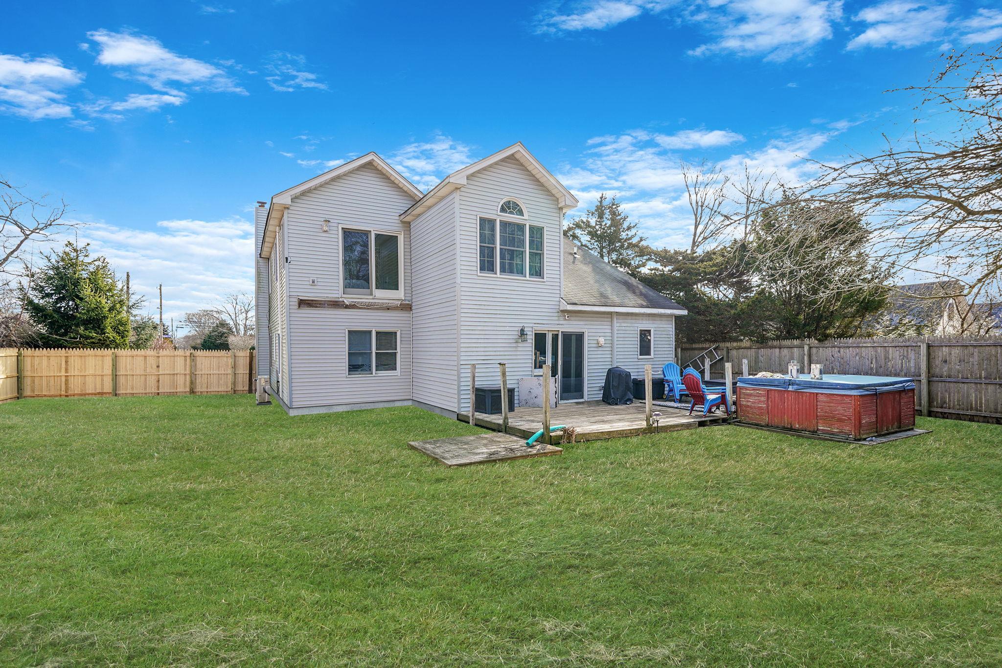 Single Family Lincoln  Suffolk County, NY 11782, MLS-835767-25