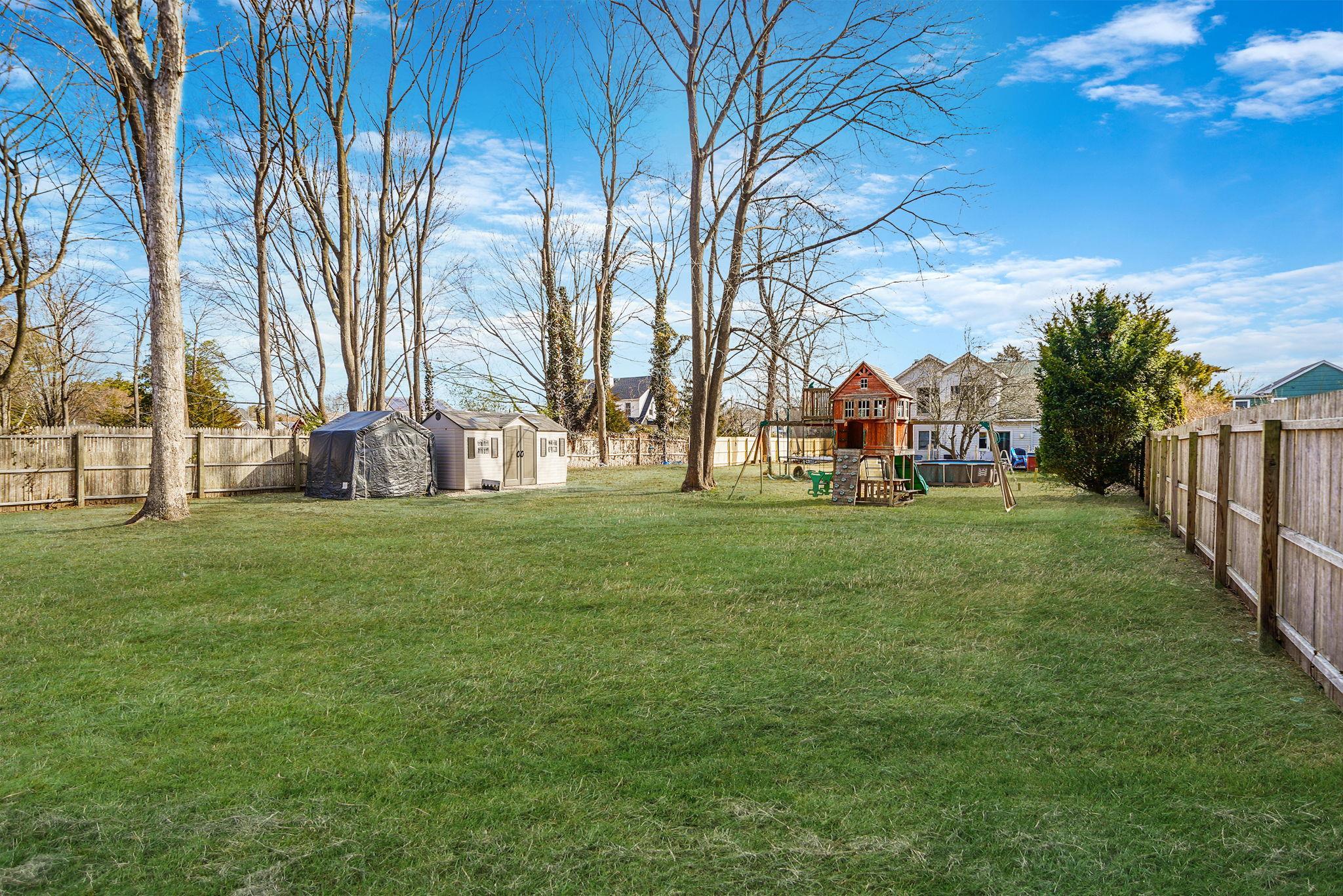 Single Family Lincoln  Suffolk County, NY 11782, MLS-835767-27