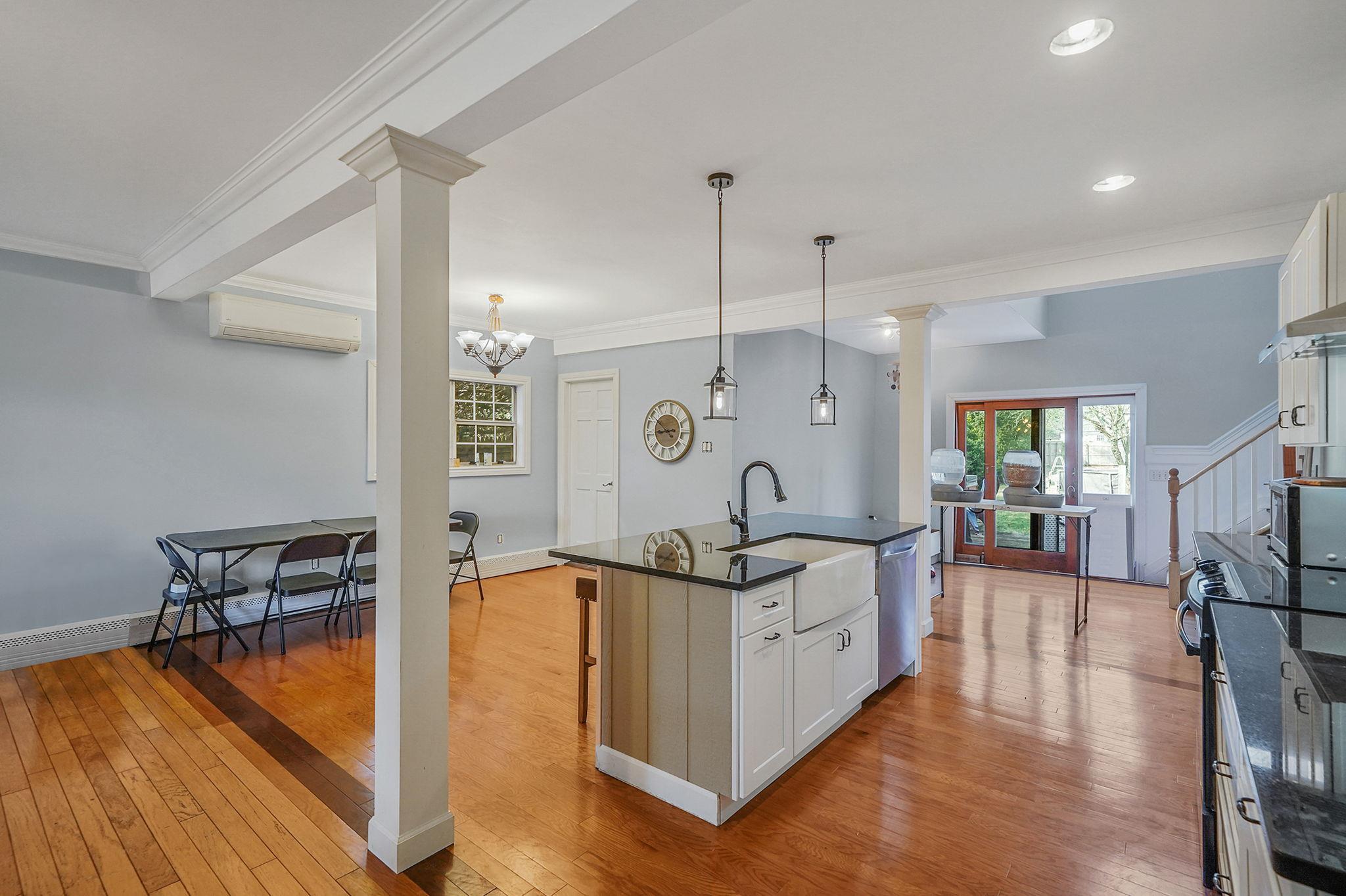 Single Family Lincoln  Suffolk County, NY 11782, MLS-835767-9