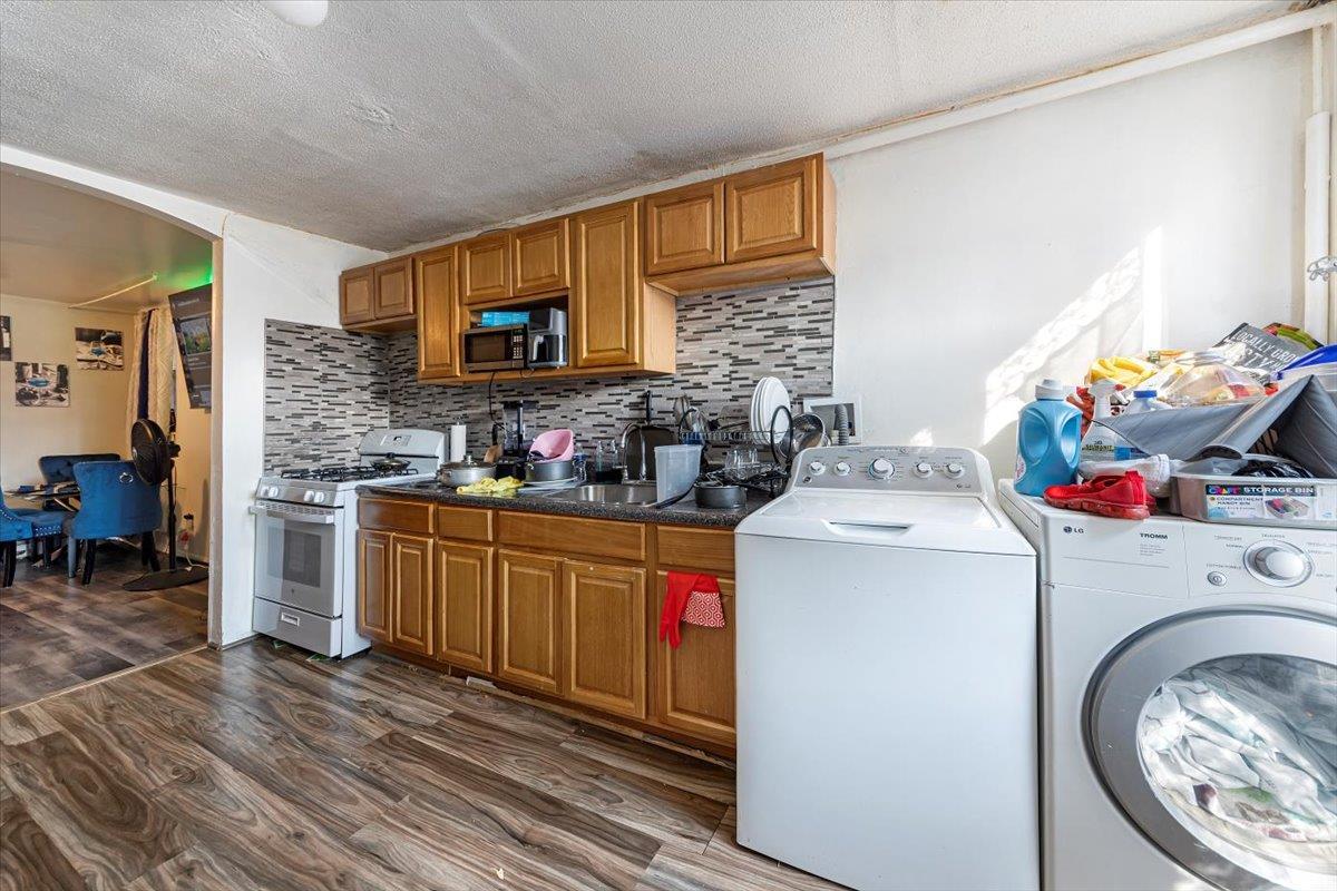 Single Family Jones  Westchester County, NY 10703, MLS-835773-17