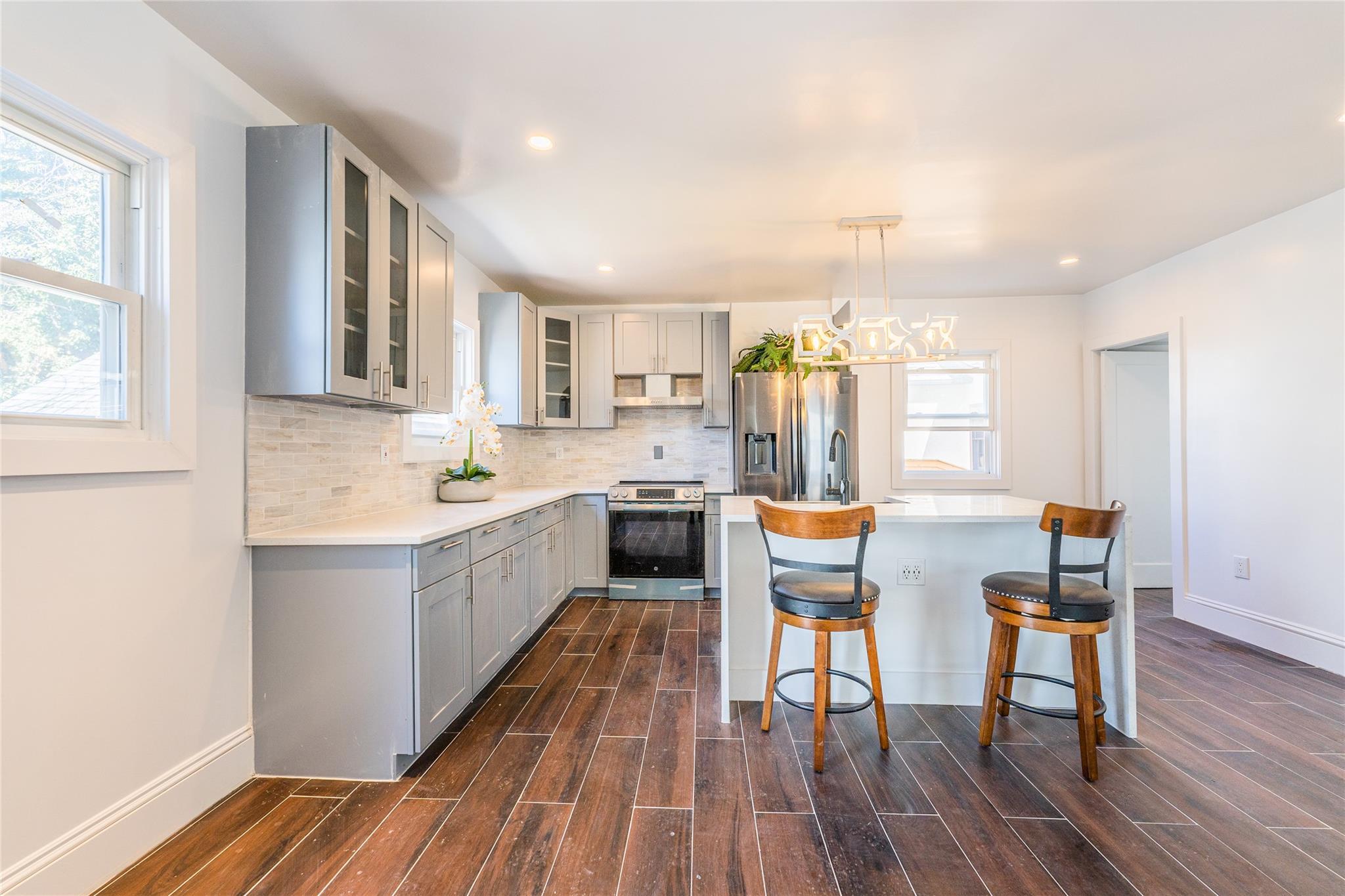 Single Family Stratford  Nassau County, NY 11552, MLS-835787-15