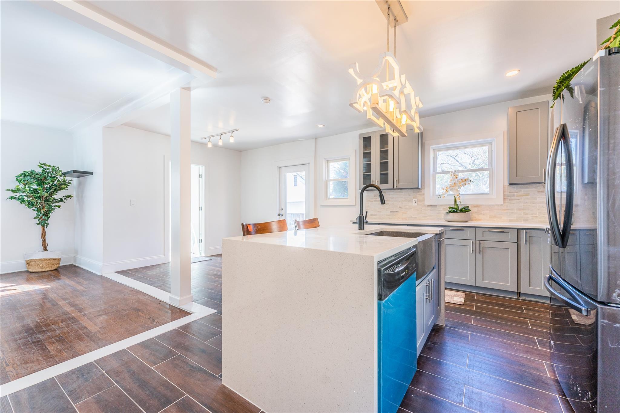 Single Family Stratford  Nassau County, NY 11552, MLS-835787-18
