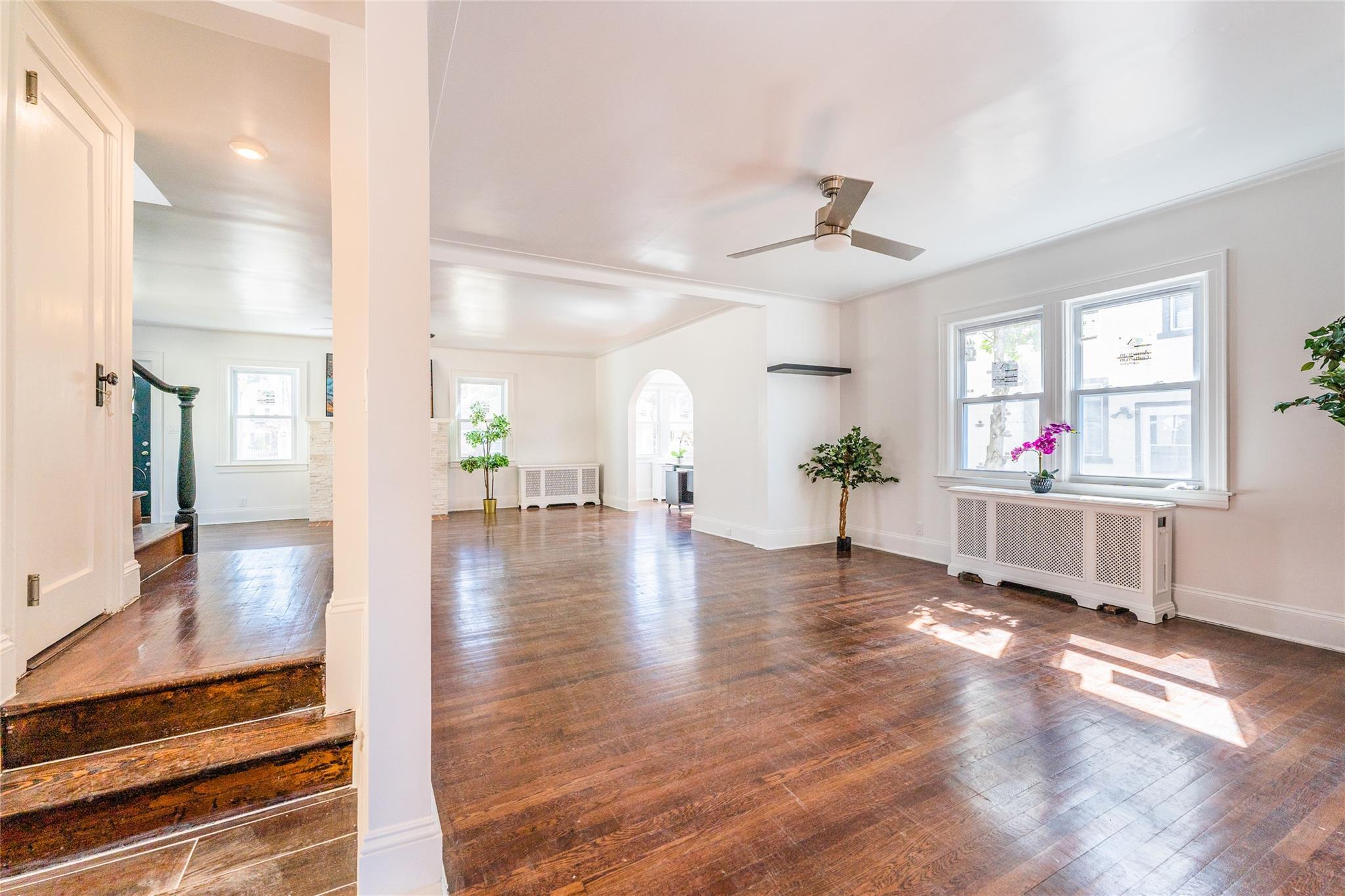 Single Family Stratford  Nassau County, NY 11552, MLS-835787-20