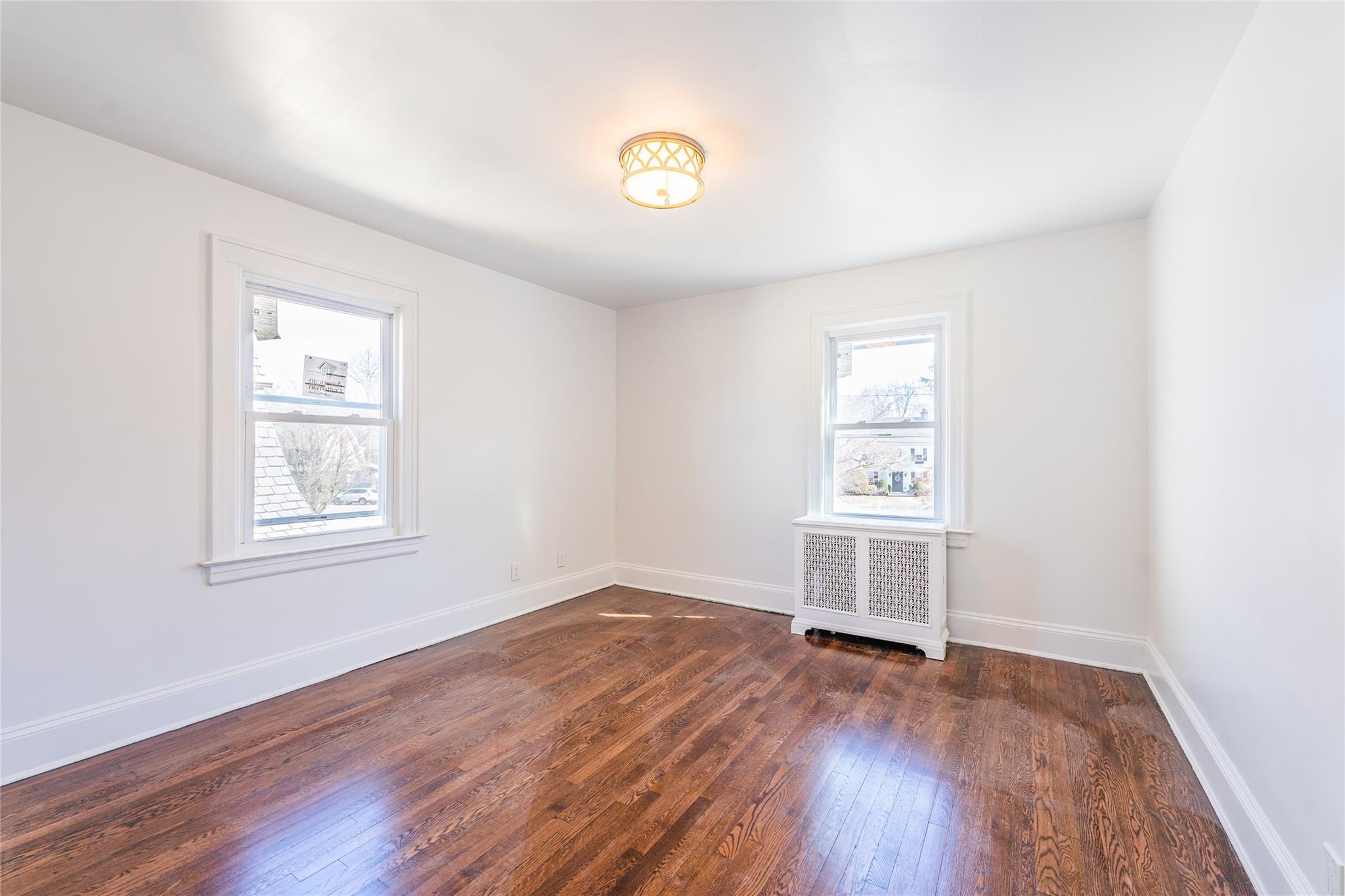 Single Family Stratford  Nassau County, NY 11552, MLS-835787-28
