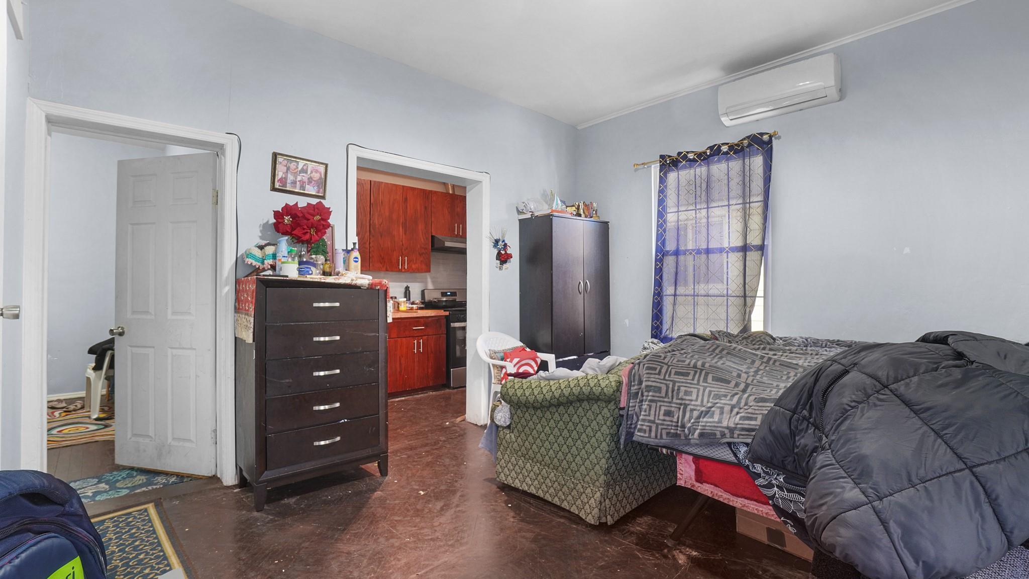 Single Family 117th  Queens, NY 11419, MLS-835797-17