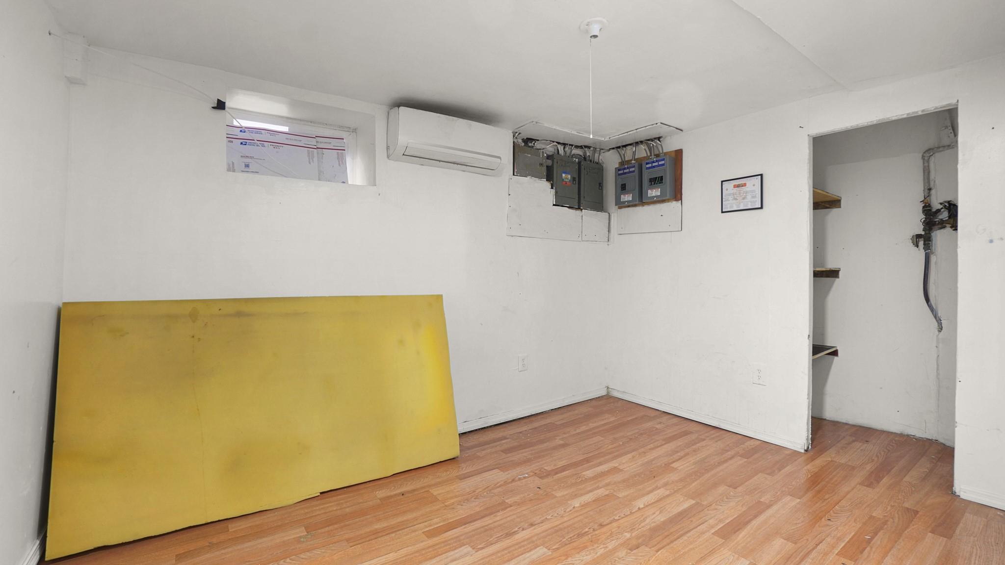 Single Family 117th  Queens, NY 11419, MLS-835797-29