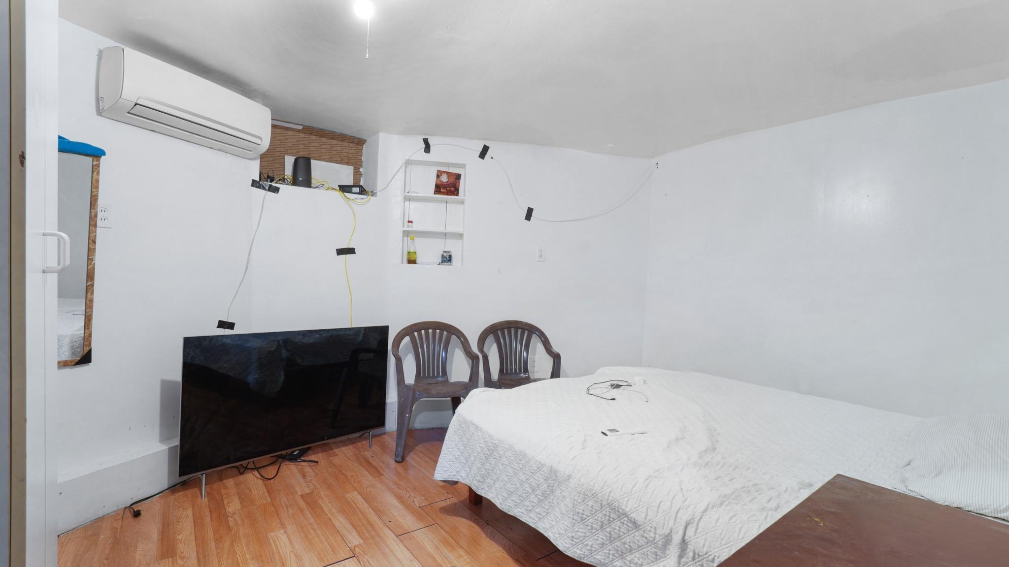 Single Family 117th  Queens, NY 11419, MLS-835797-32