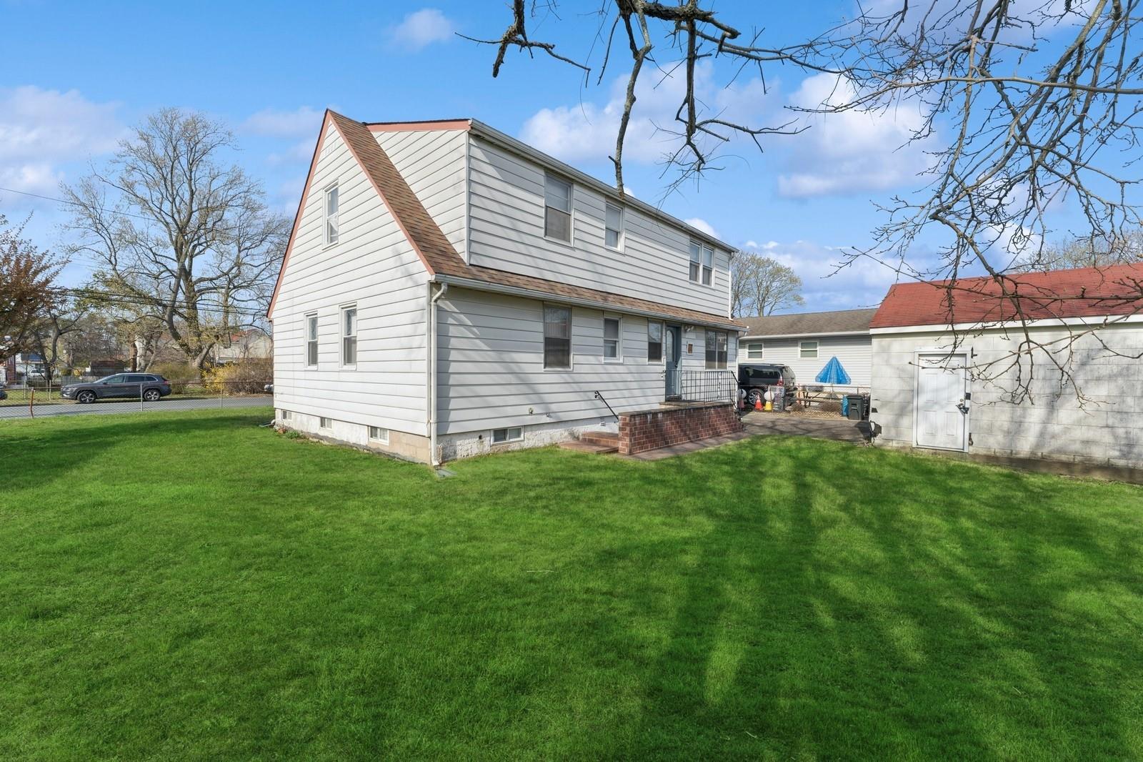 Single Family Pine  Suffolk County, NY 11701, MLS-835809-17