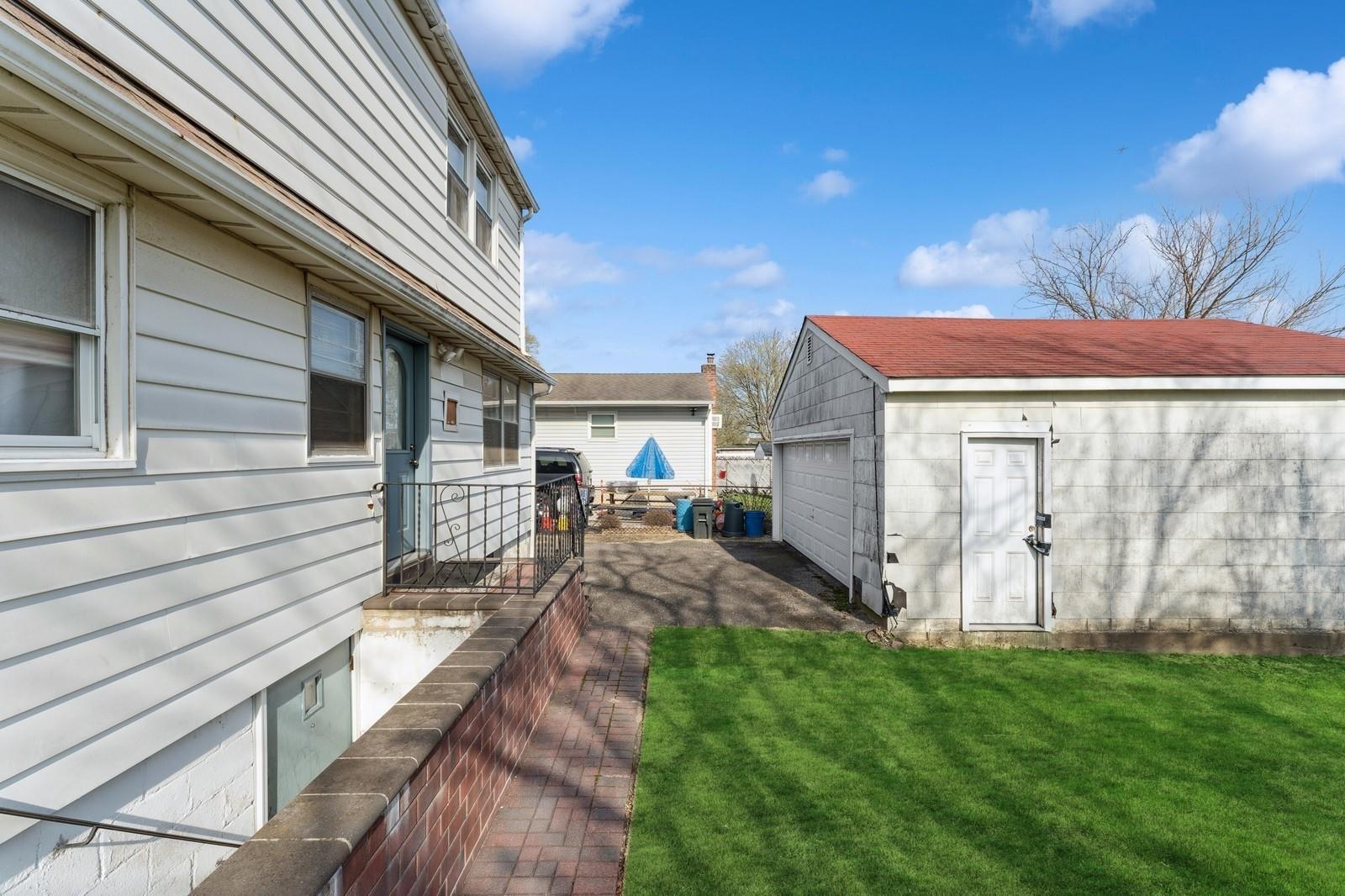 Single Family Pine  Suffolk County, NY 11701, MLS-835809-18