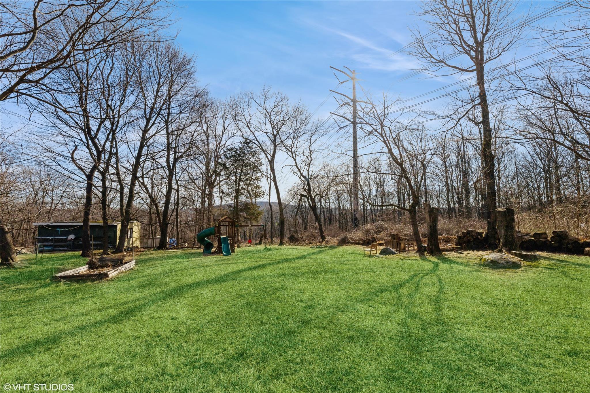 Single Family Quaker  Rockland County, NY 10970, MLS-835810-23
