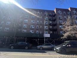 Coop Bowne St  Queens, NY 11355, MLS-835881-2