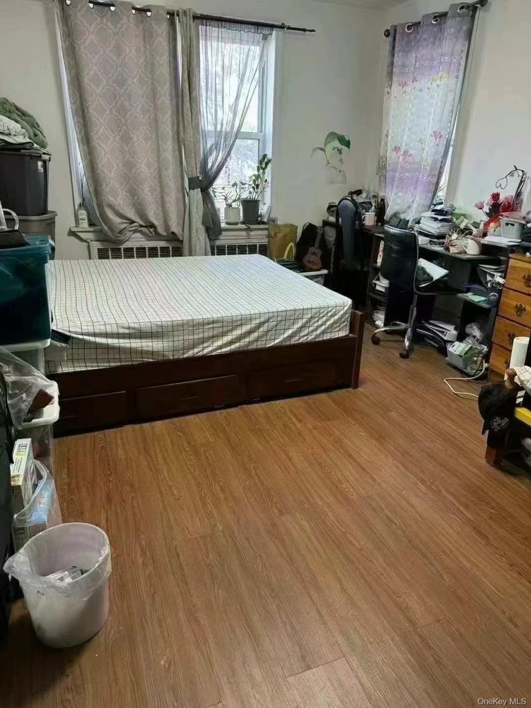 Coop Bowne St  Queens, NY 11355, MLS-835881-7