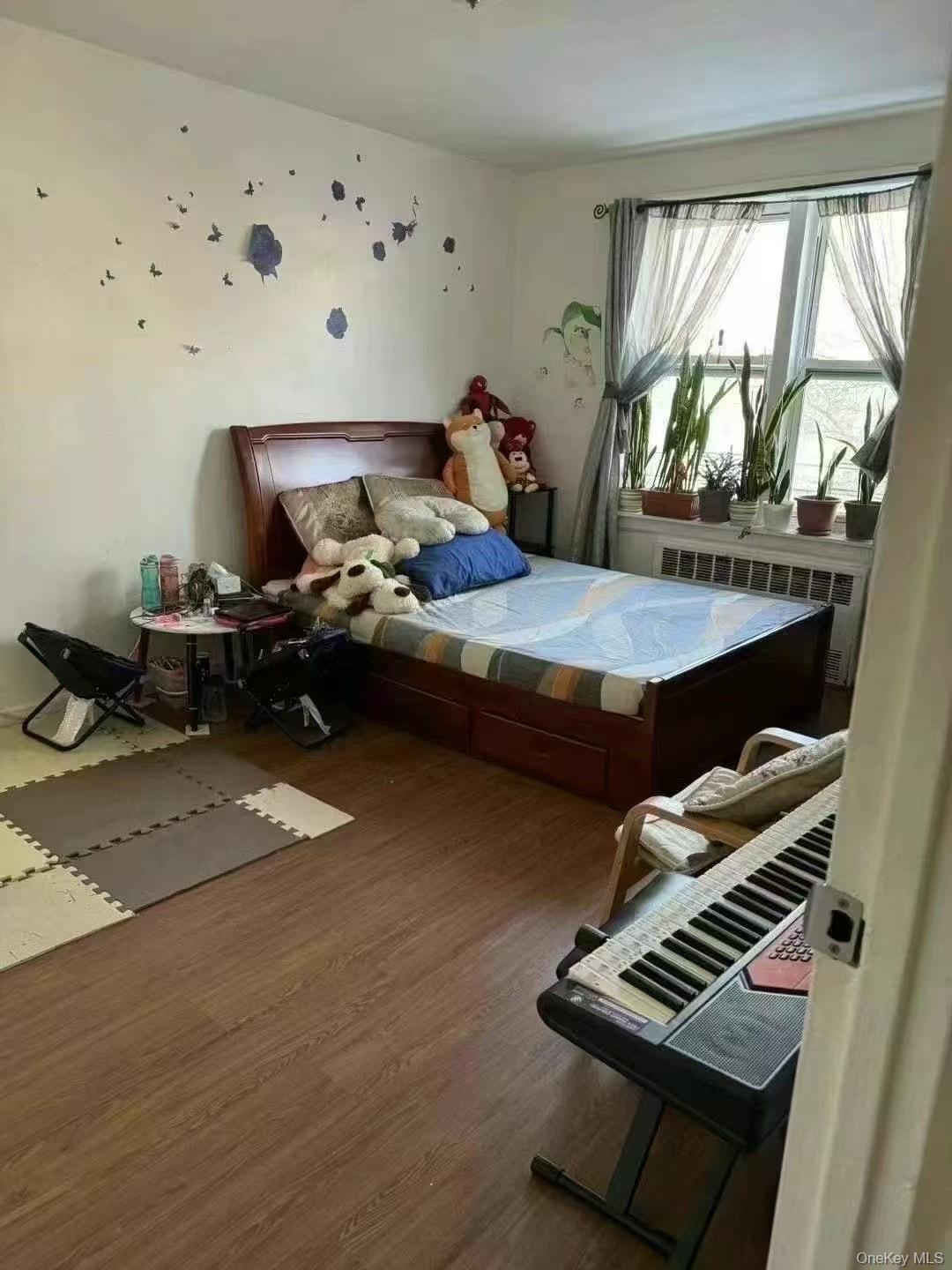 Coop Bowne St  Queens, NY 11355, MLS-835881-9