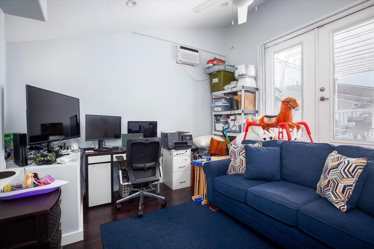 Single Family Arverne Mews  Queens, NY 11692, MLS-835889-17