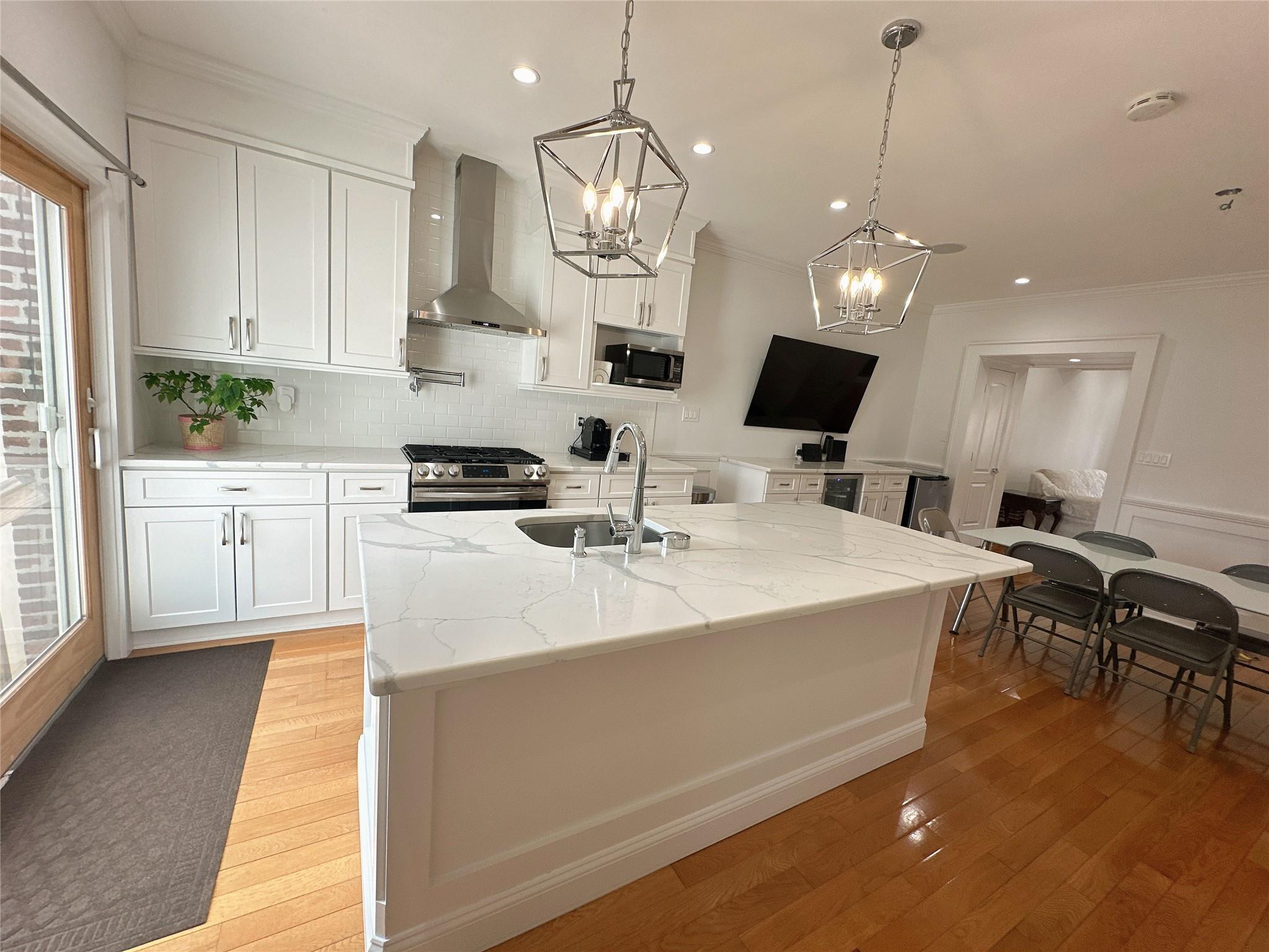 Single Family 159  Queens, NY 11358, MLS-835905-7