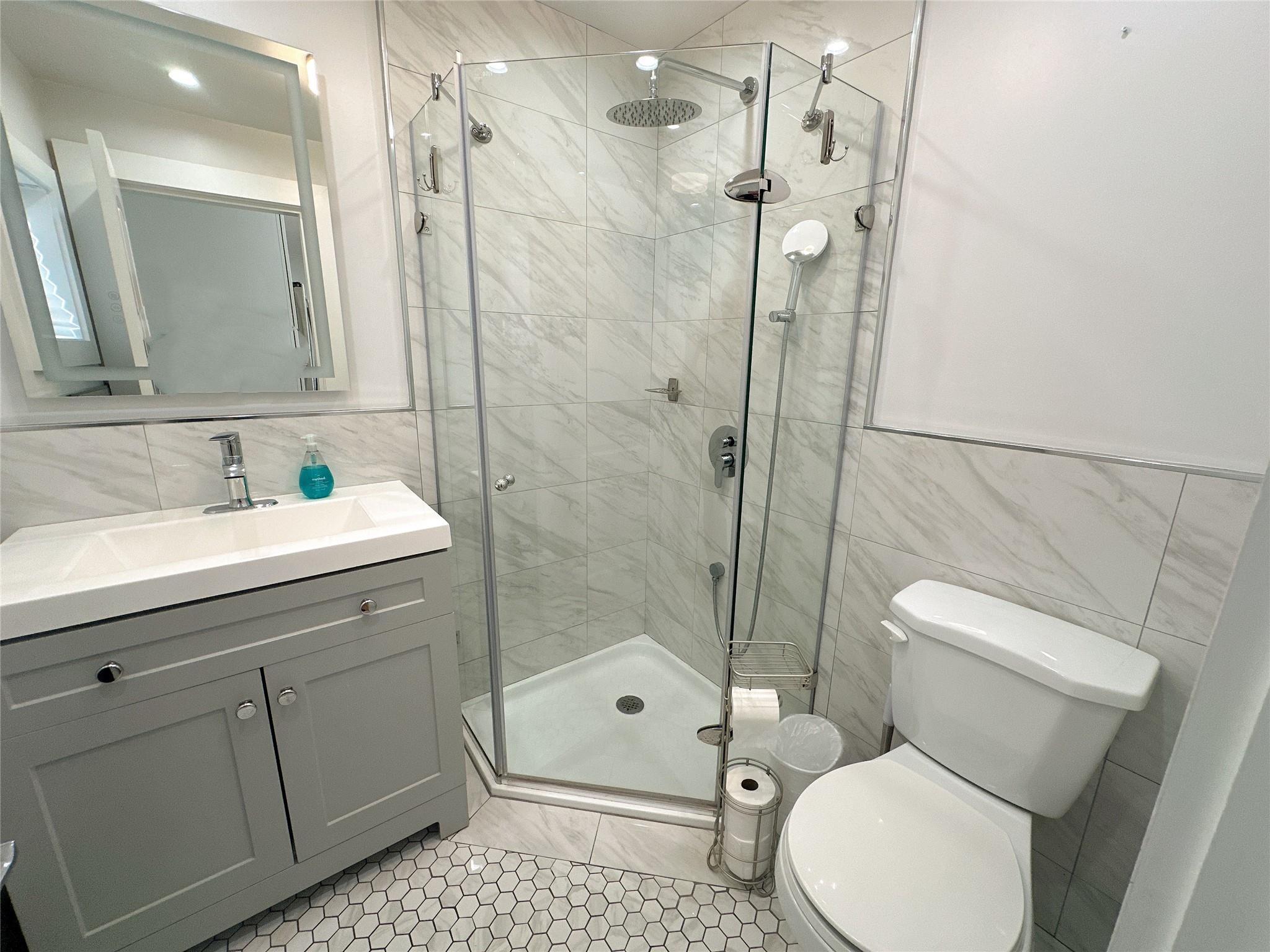Single Family 159  Queens, NY 11358, MLS-835905-9
