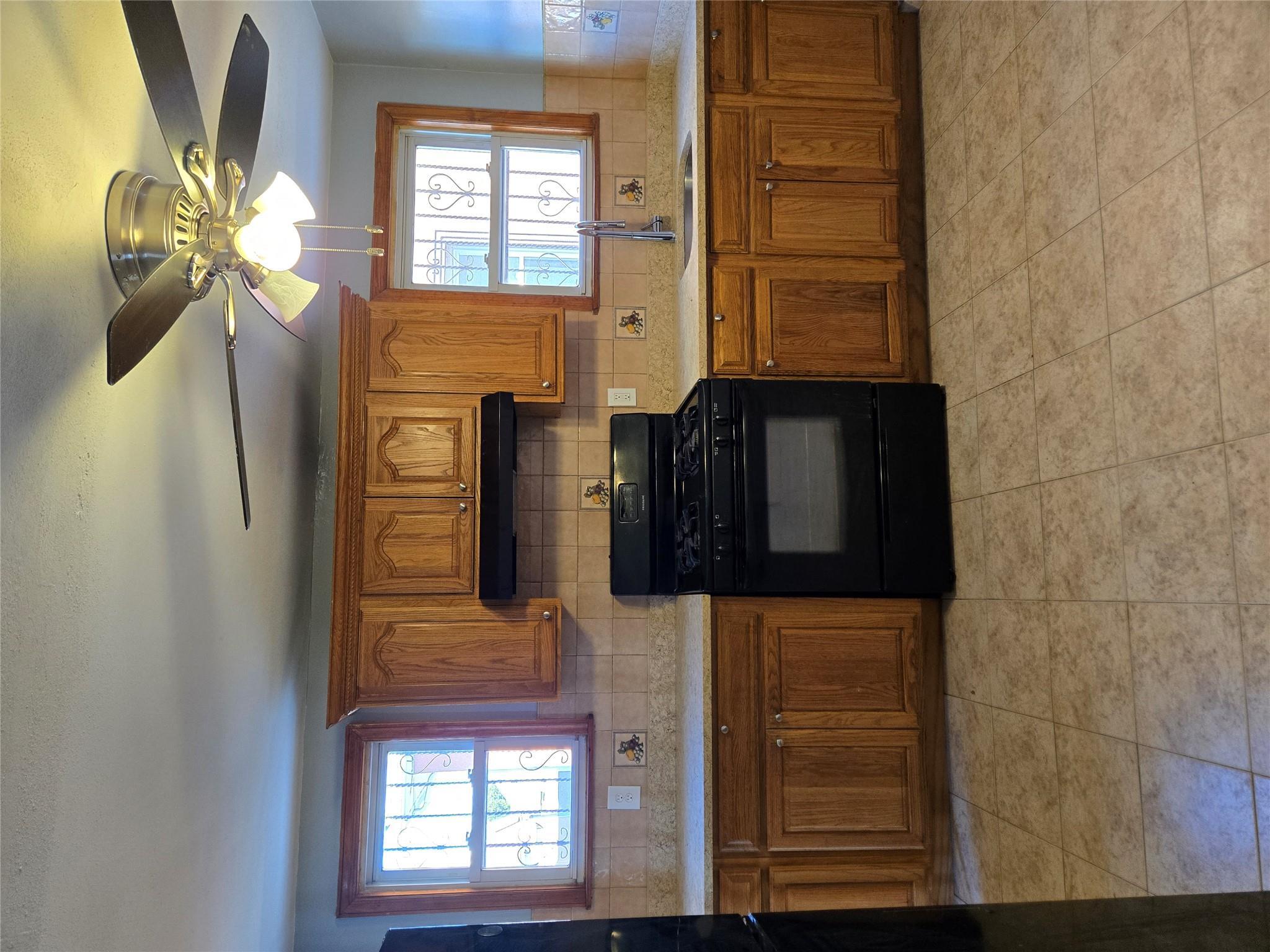 Single Family Quencer  Queens, NY 11412, MLS-835910-10