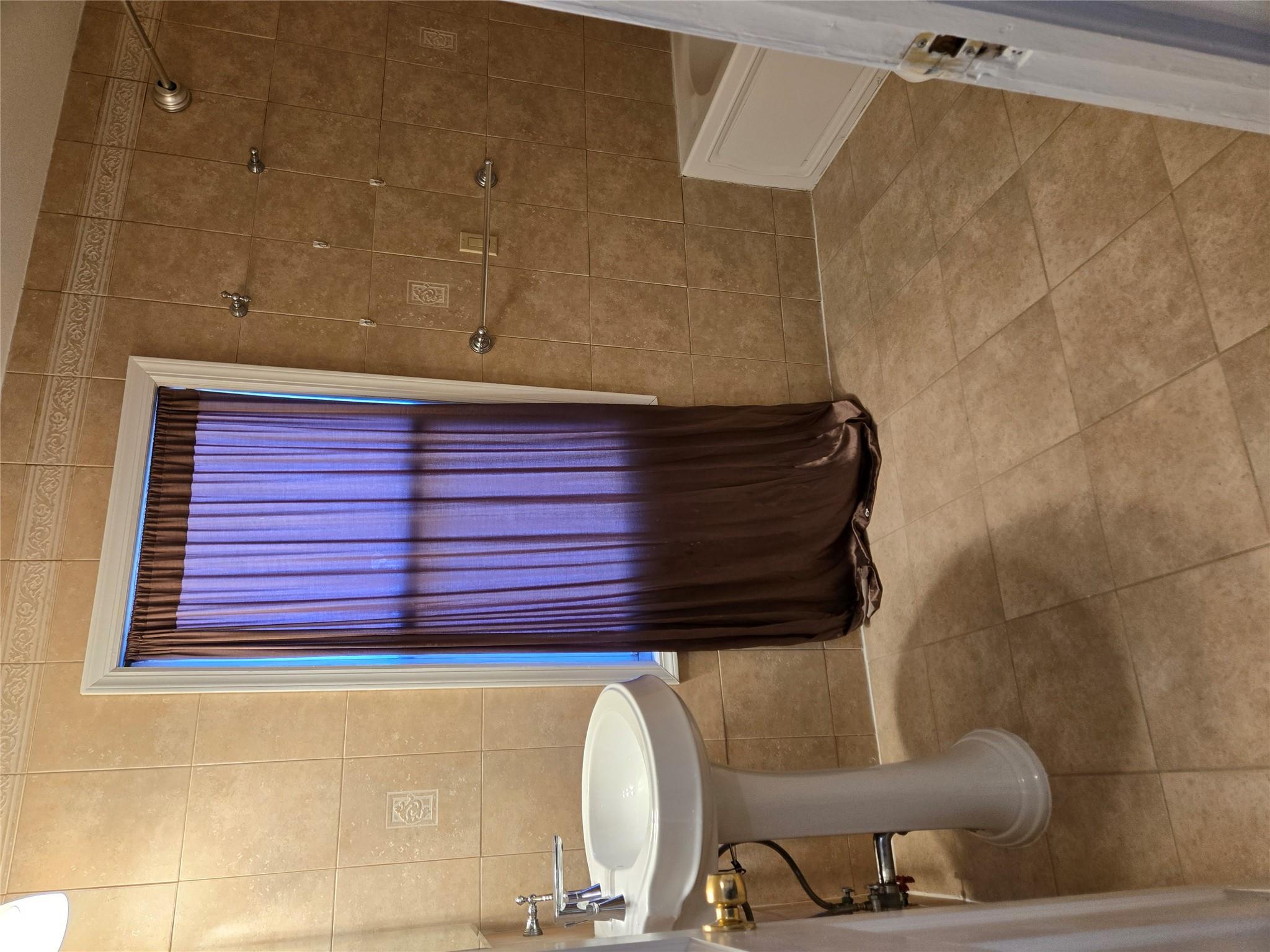 Single Family Quencer  Queens, NY 11412, MLS-835910-13
