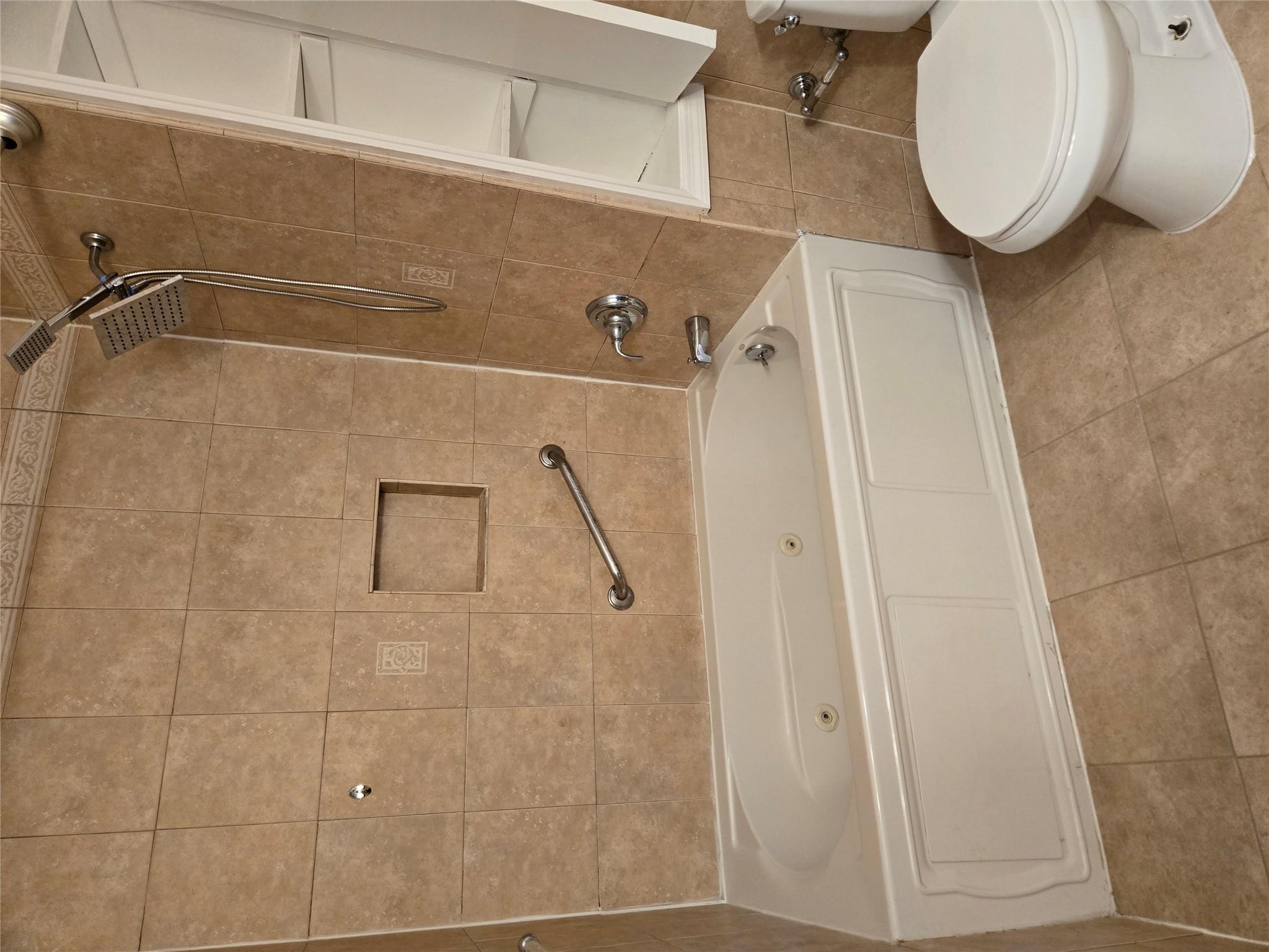 Single Family Quencer  Queens, NY 11412, MLS-835910-14