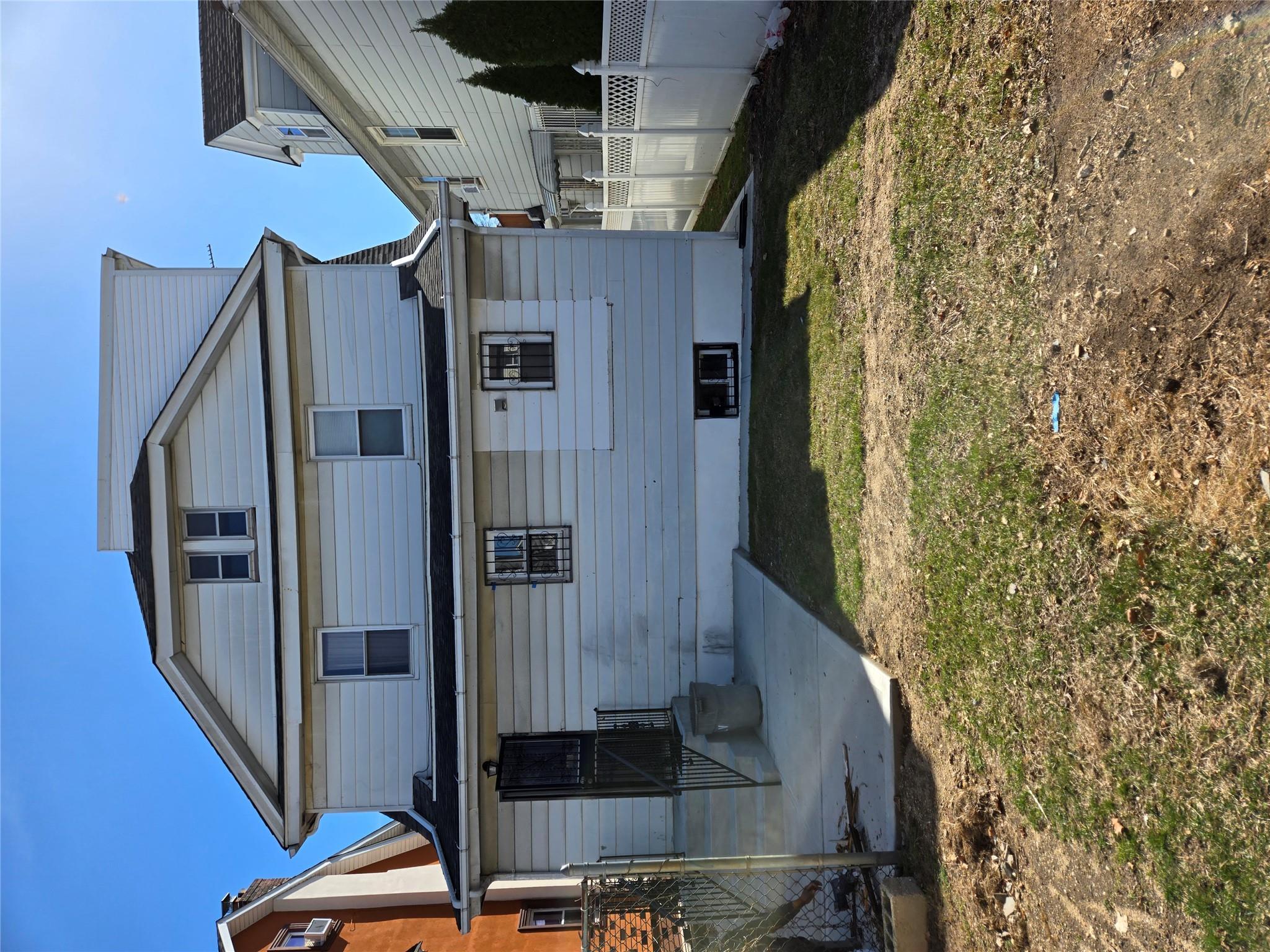 Single Family Quencer  Queens, NY 11412, MLS-835910-3