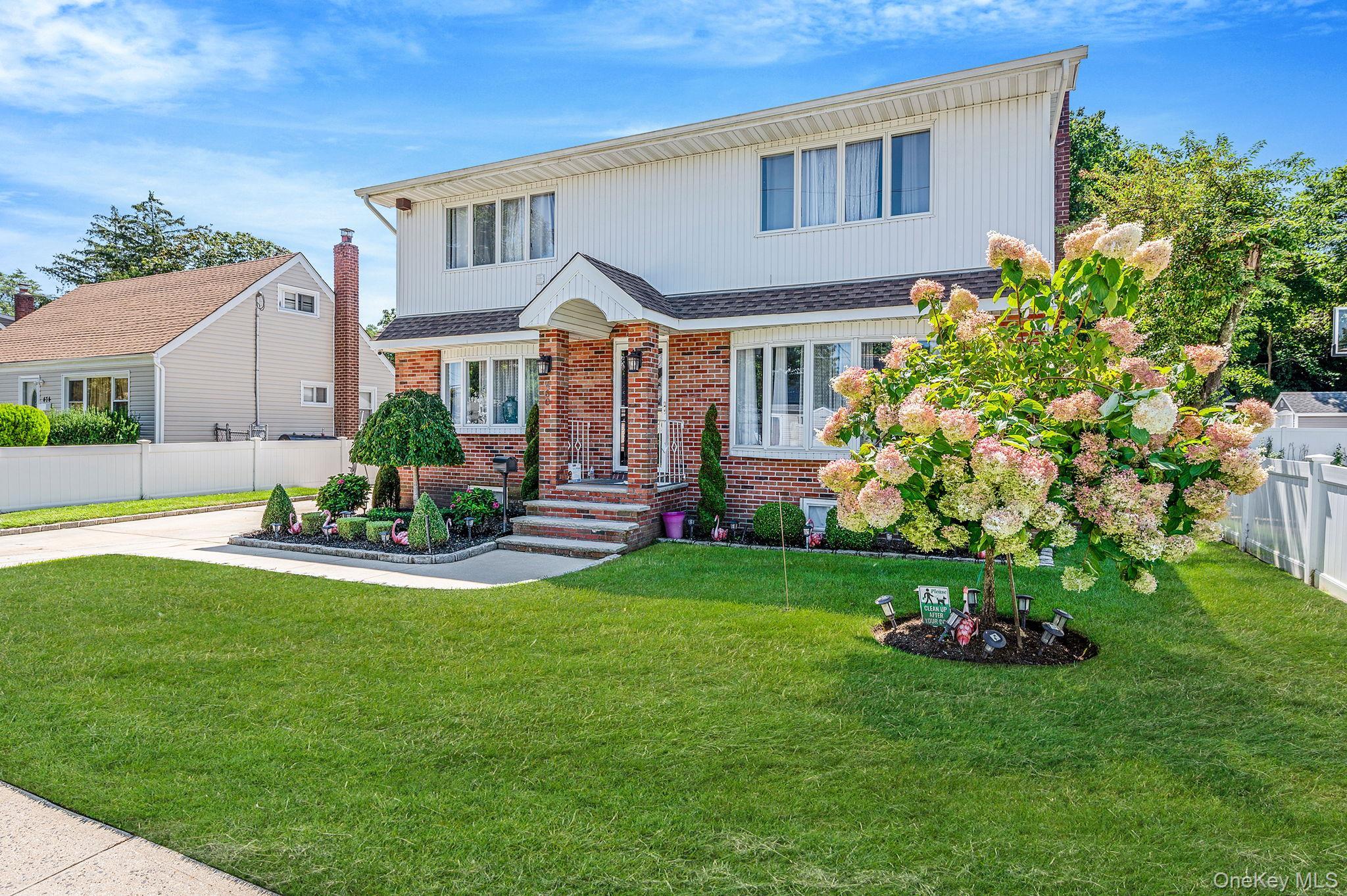 Single Family Barbara Nassau County, NY 11552, MLS-835931-2