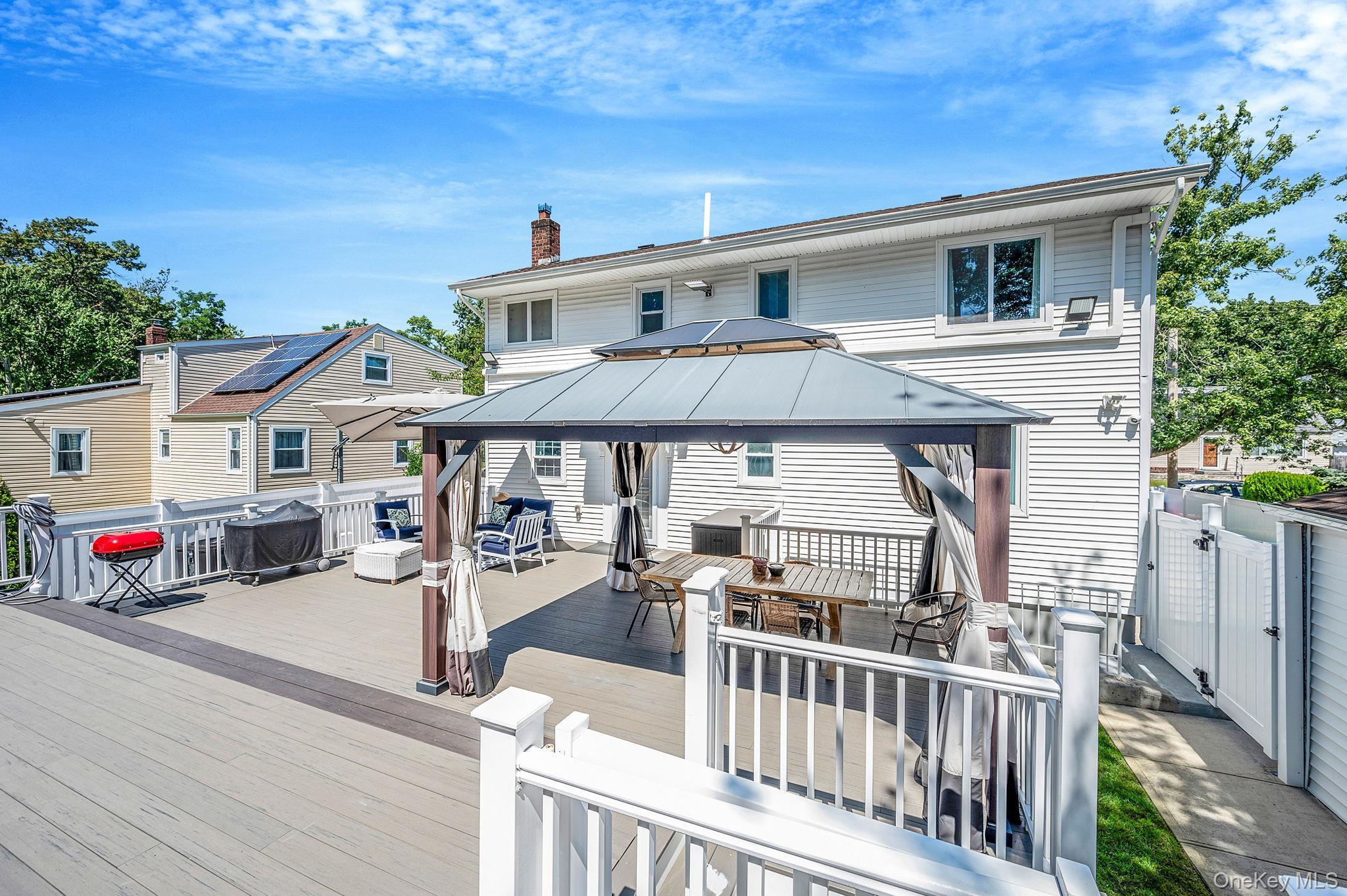 Single Family Barbara Nassau County, NY 11552, MLS-835931-22