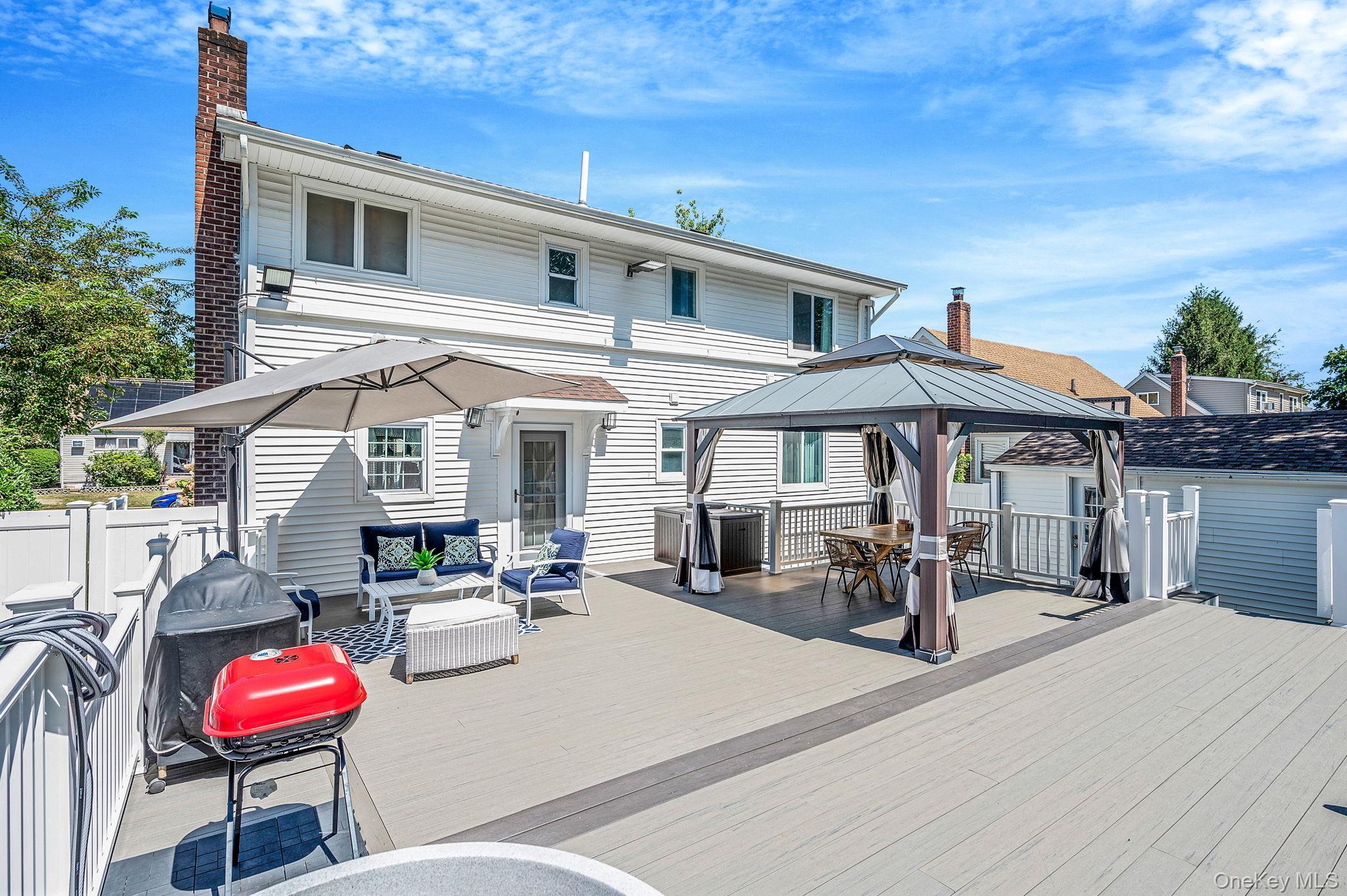 Single Family Barbara Nassau County, NY 11552, MLS-835931-24