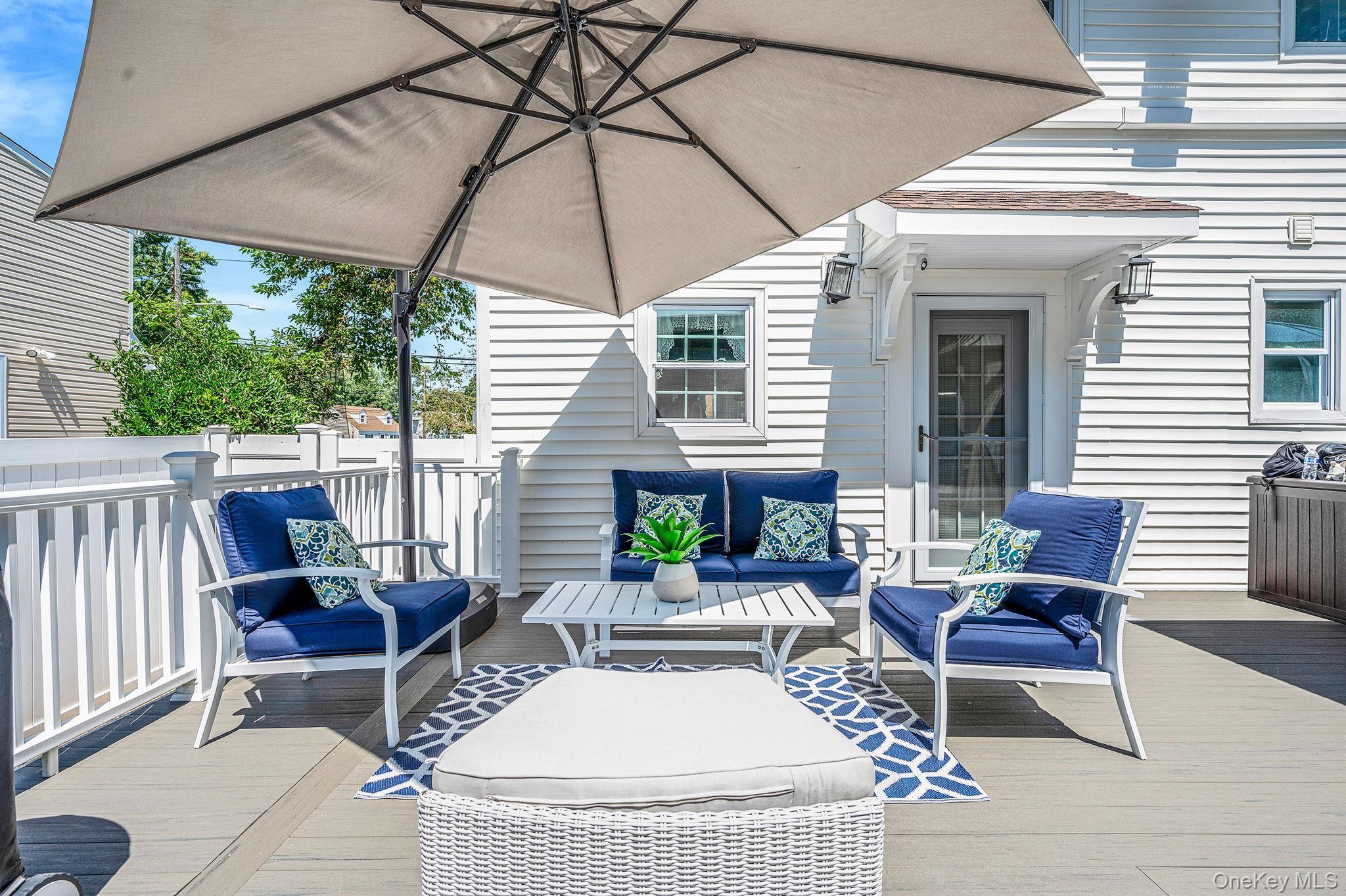 Single Family Barbara Nassau County, NY 11552, MLS-835931-25