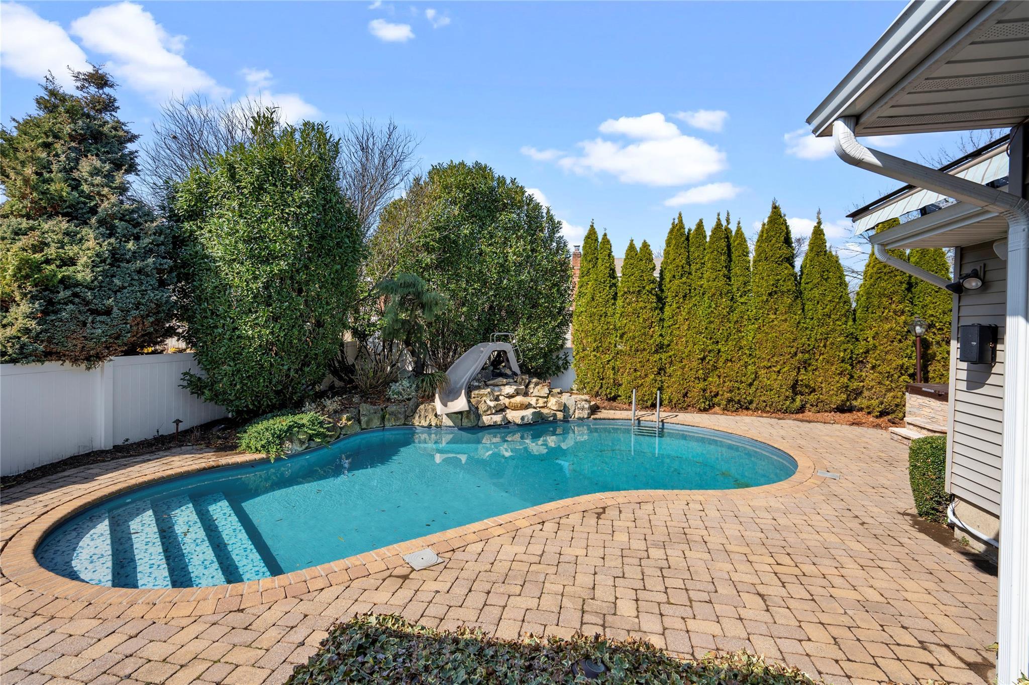 Single Family Georgia  Nassau County, NY 11803, MLS-835966-27