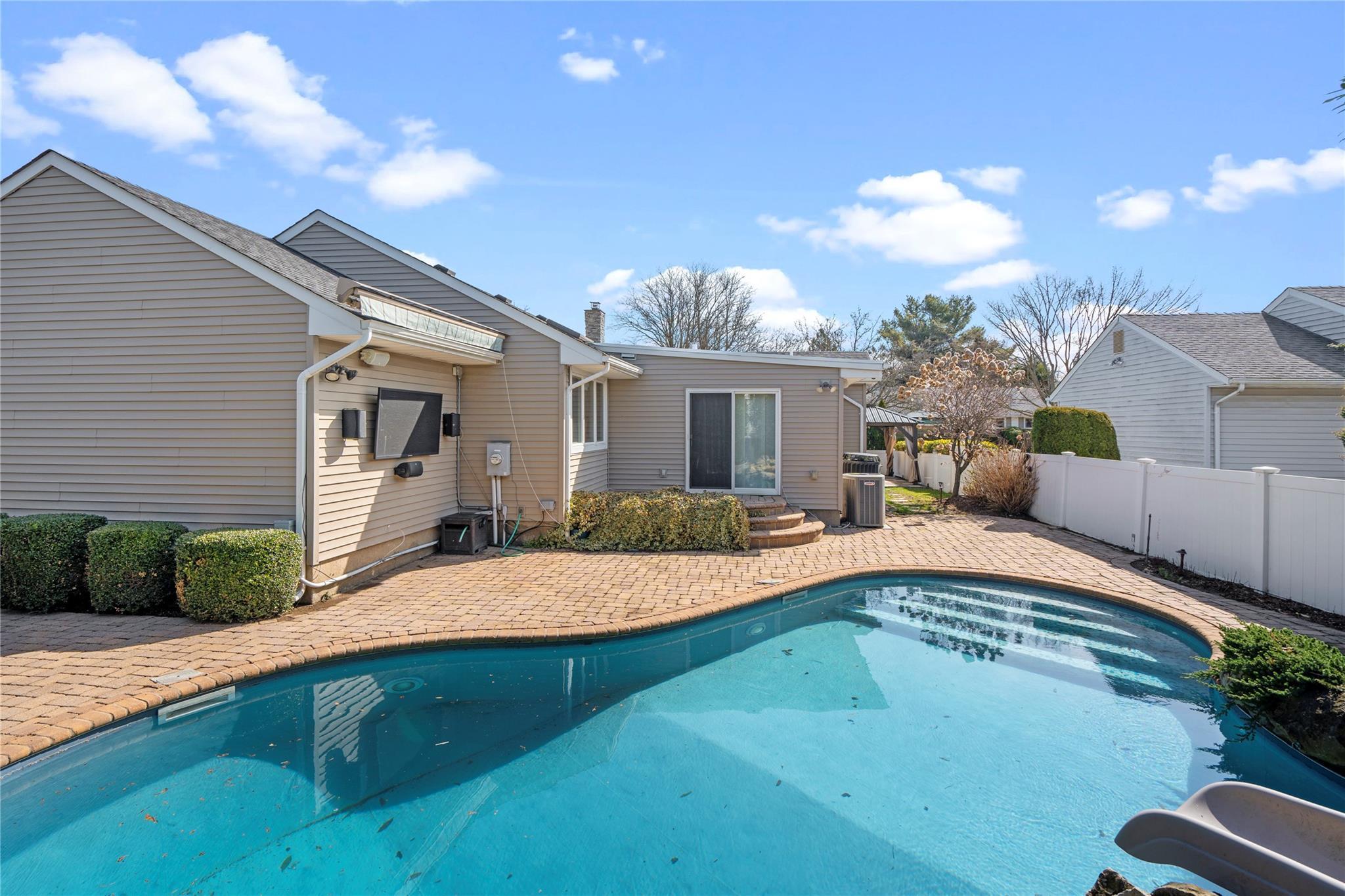 Single Family Georgia  Nassau County, NY 11803, MLS-835966-29