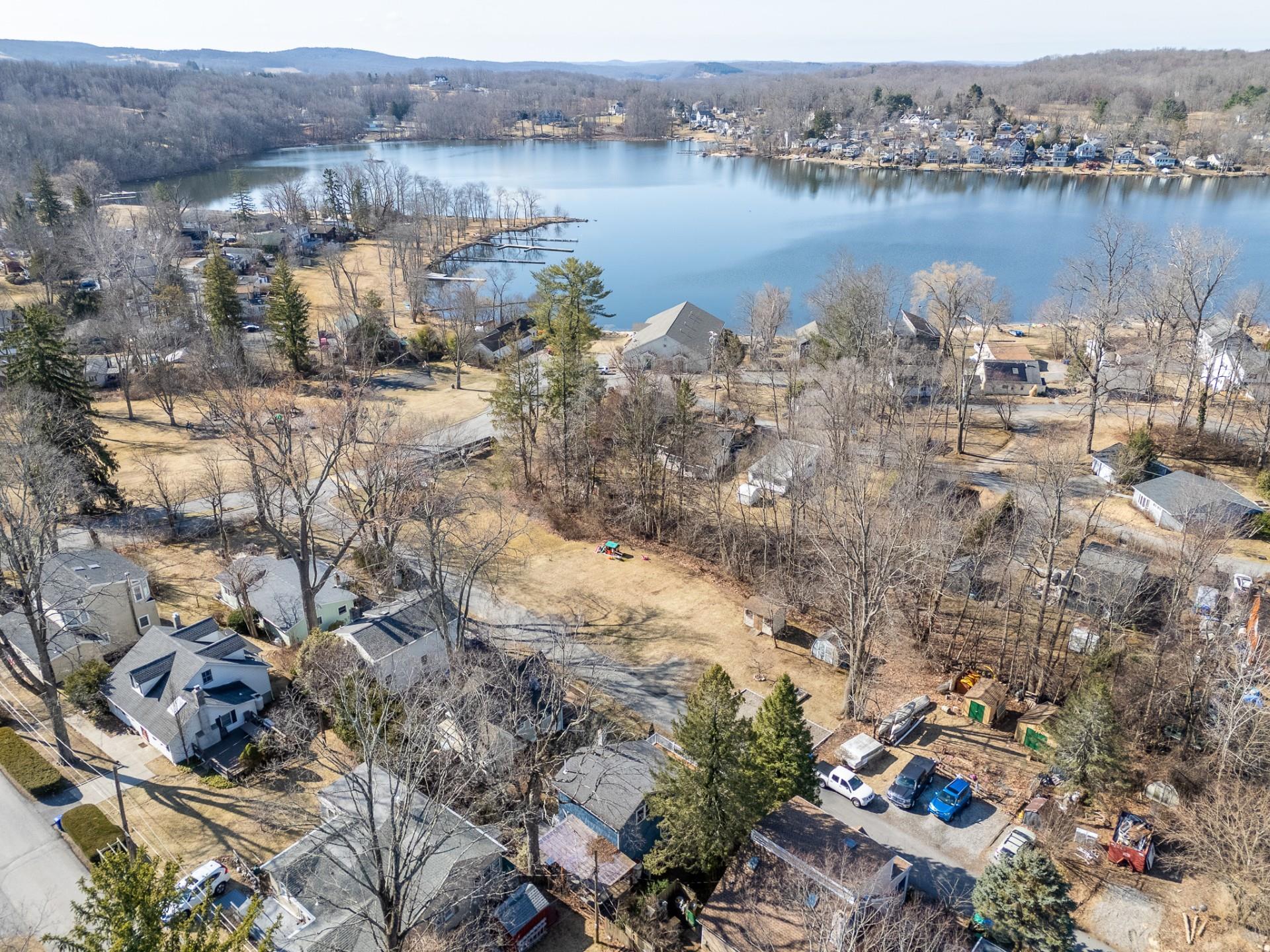 Single Family Terrace  Westchester County, NY 10560, MLS-836036-2