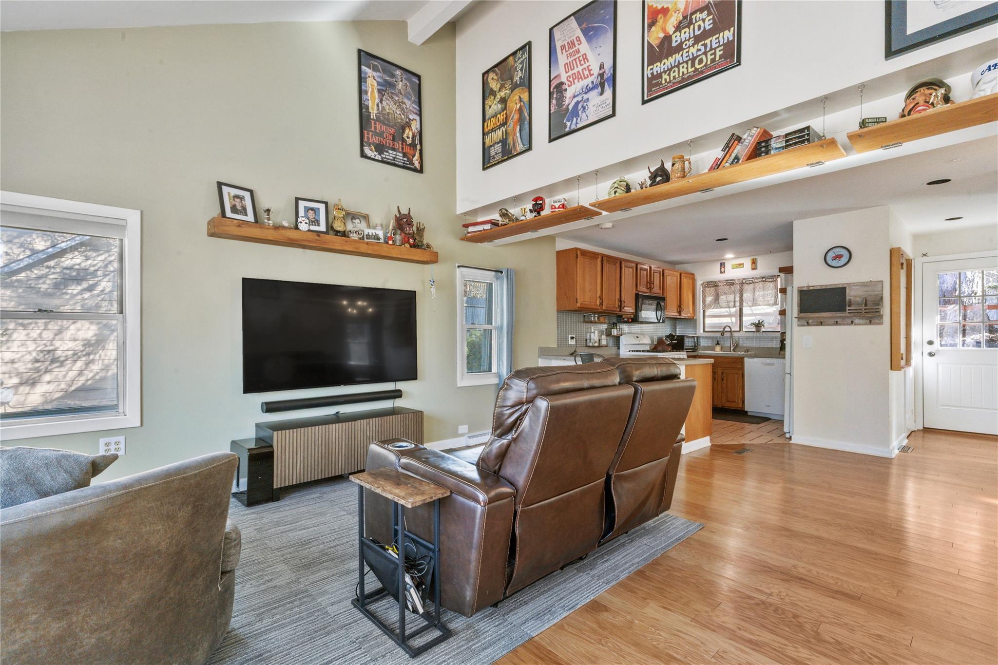 Single Family Terrace  Westchester County, NY 10560, MLS-836036-5