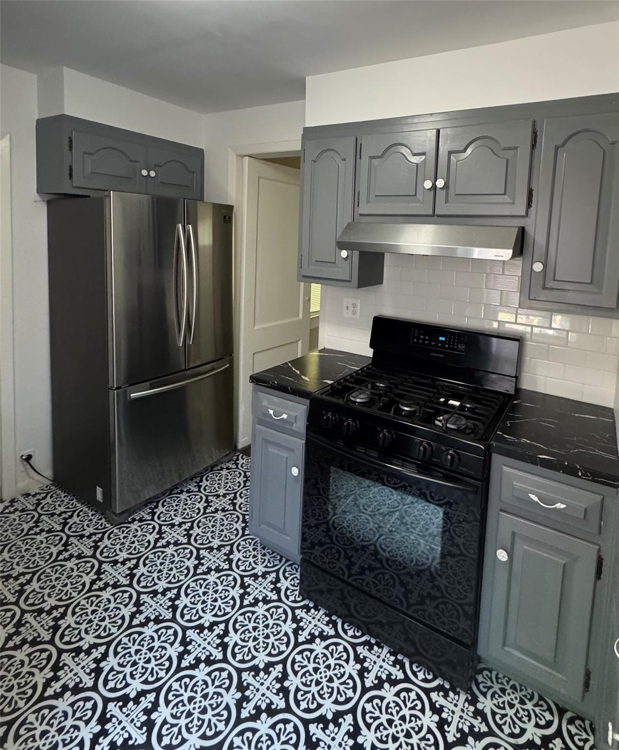 Single Family Sedgwick  Westchester County, NY 10705, MLS-836038-3