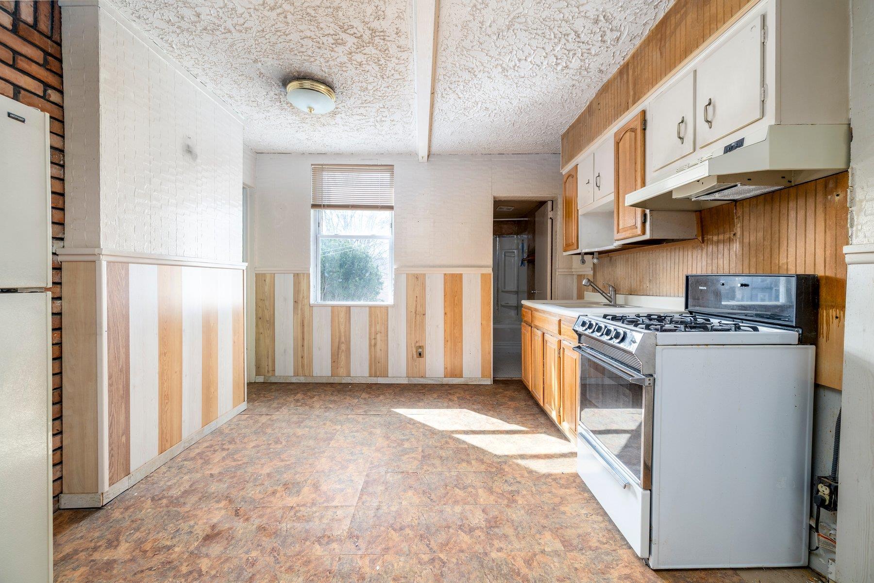 Single Family Alstyne  Queens, NY 11368, MLS-836046-9