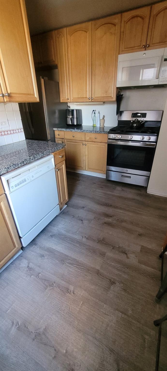 Coop Kappock  Bronx, NY 10463, MLS-836076-10