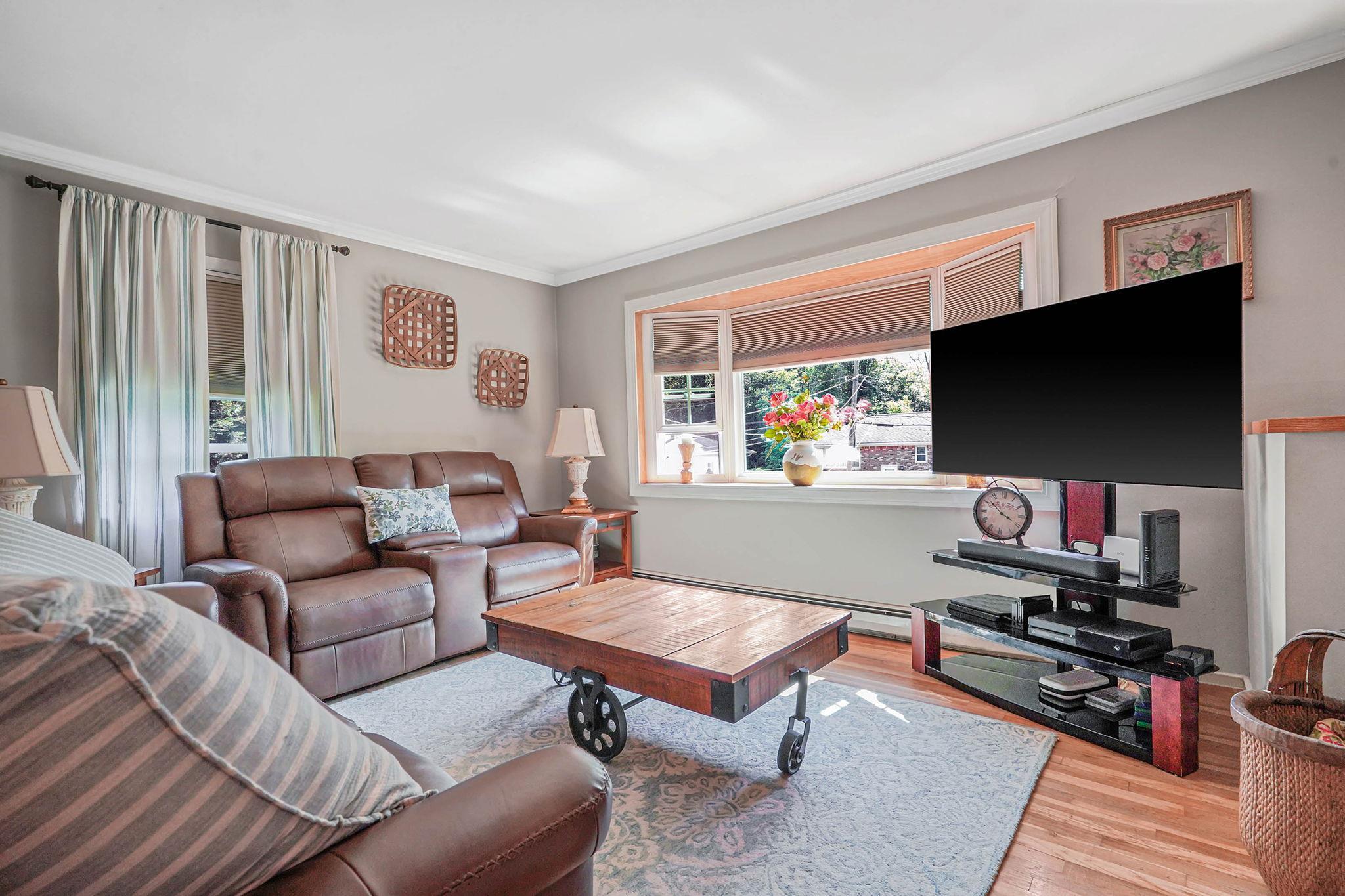 Single Family Maple Road  Suffolk County, NY 11792, MLS-836107-8