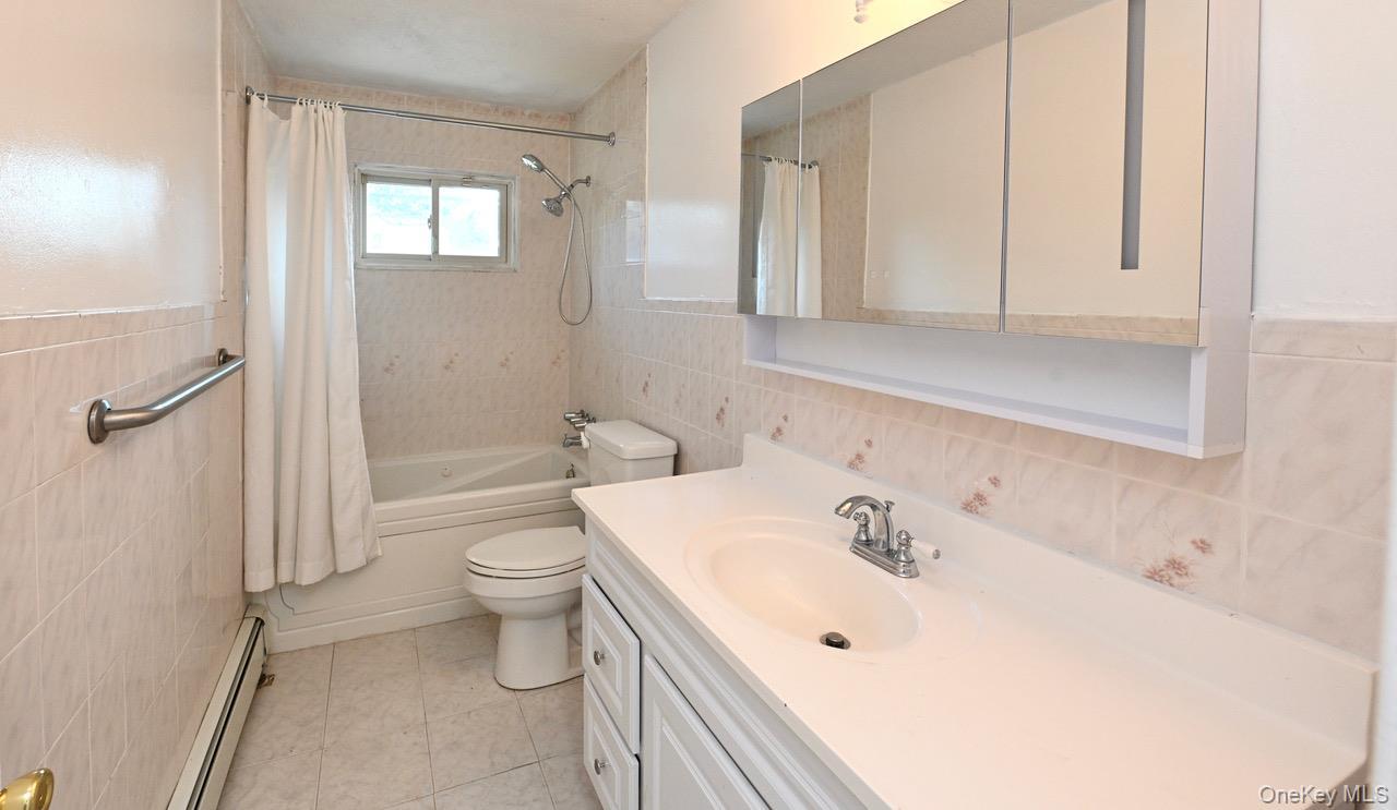 Single Family Pine Tree  Suffolk County, NY 11967, MLS-836155-17