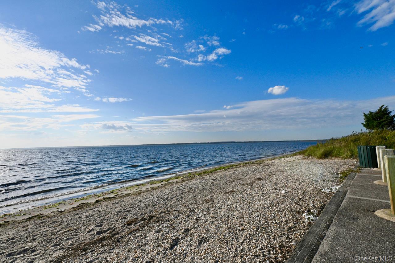 Single Family Pine Tree  Suffolk County, NY 11967, MLS-836155-18