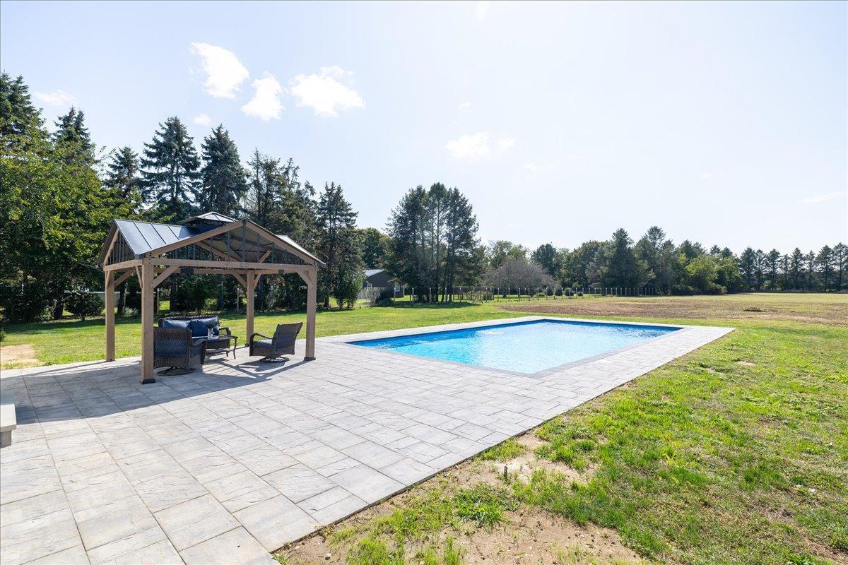 Single Family Hortons  Suffolk County, NY 11971, MLS-836156-21