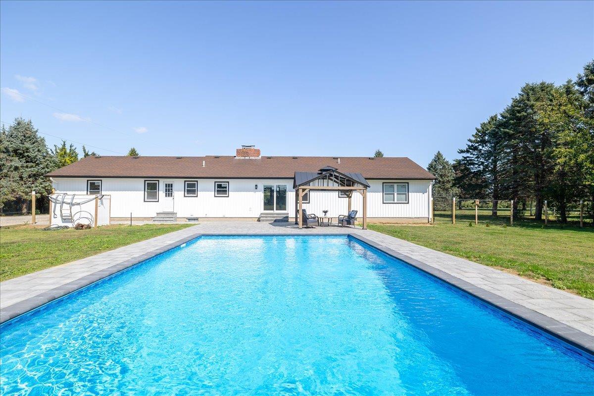 Single Family Hortons  Suffolk County, NY 11971, MLS-836156-22