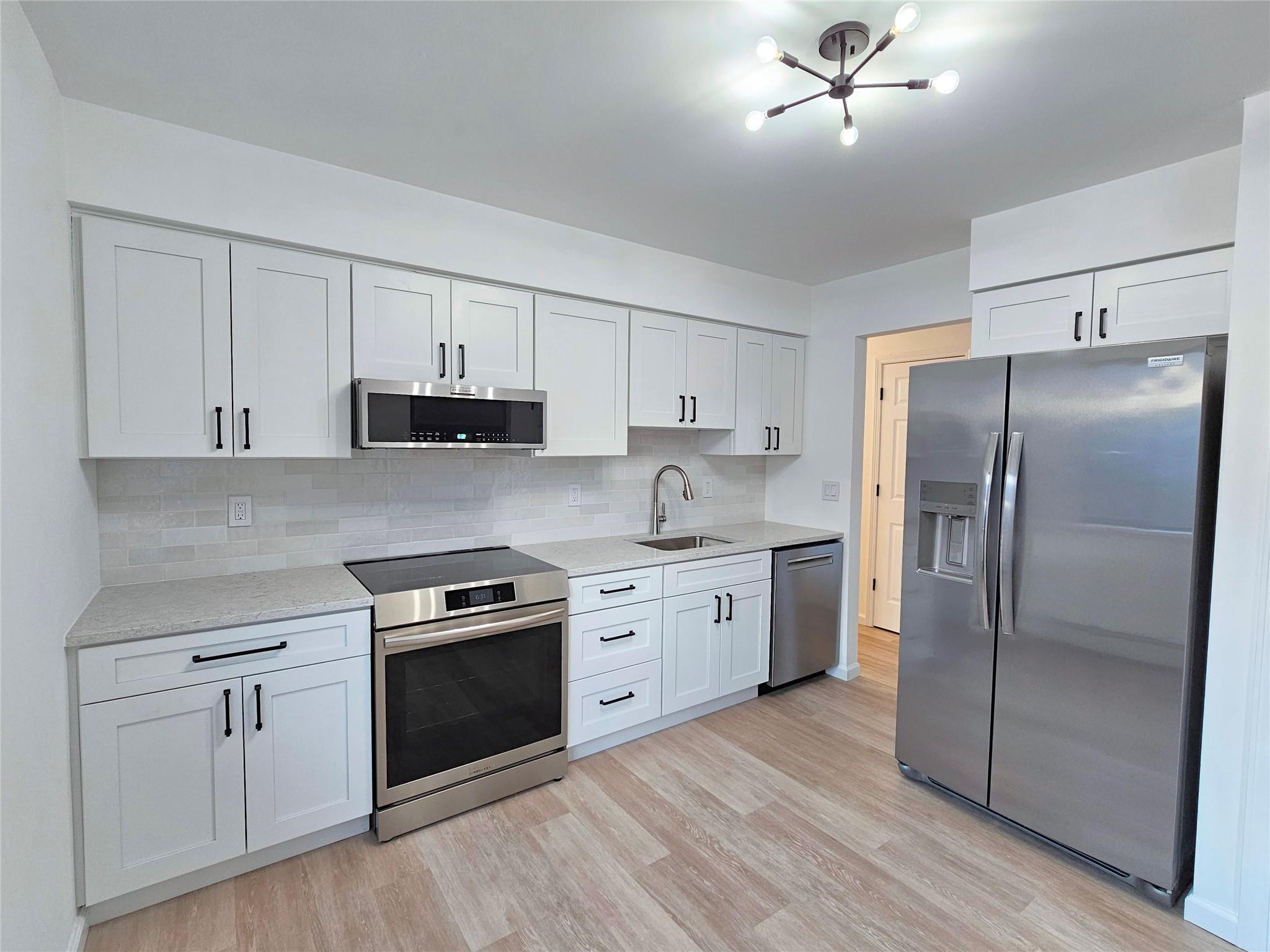 Single Family Raker  Dutchess County, NY 12603, MLS-836191-3