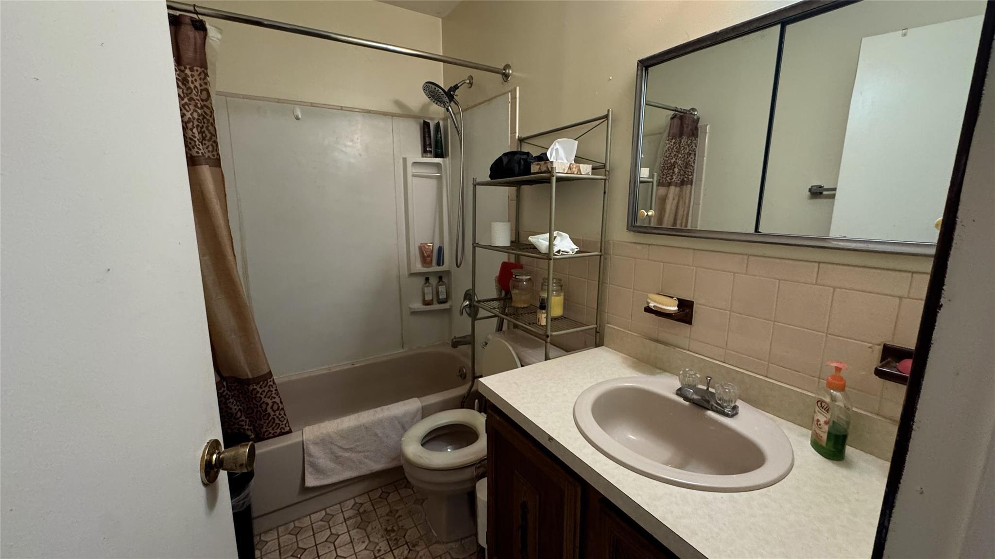 Single Family Brushwood  Suffolk County, NY 11967, MLS-836196-11