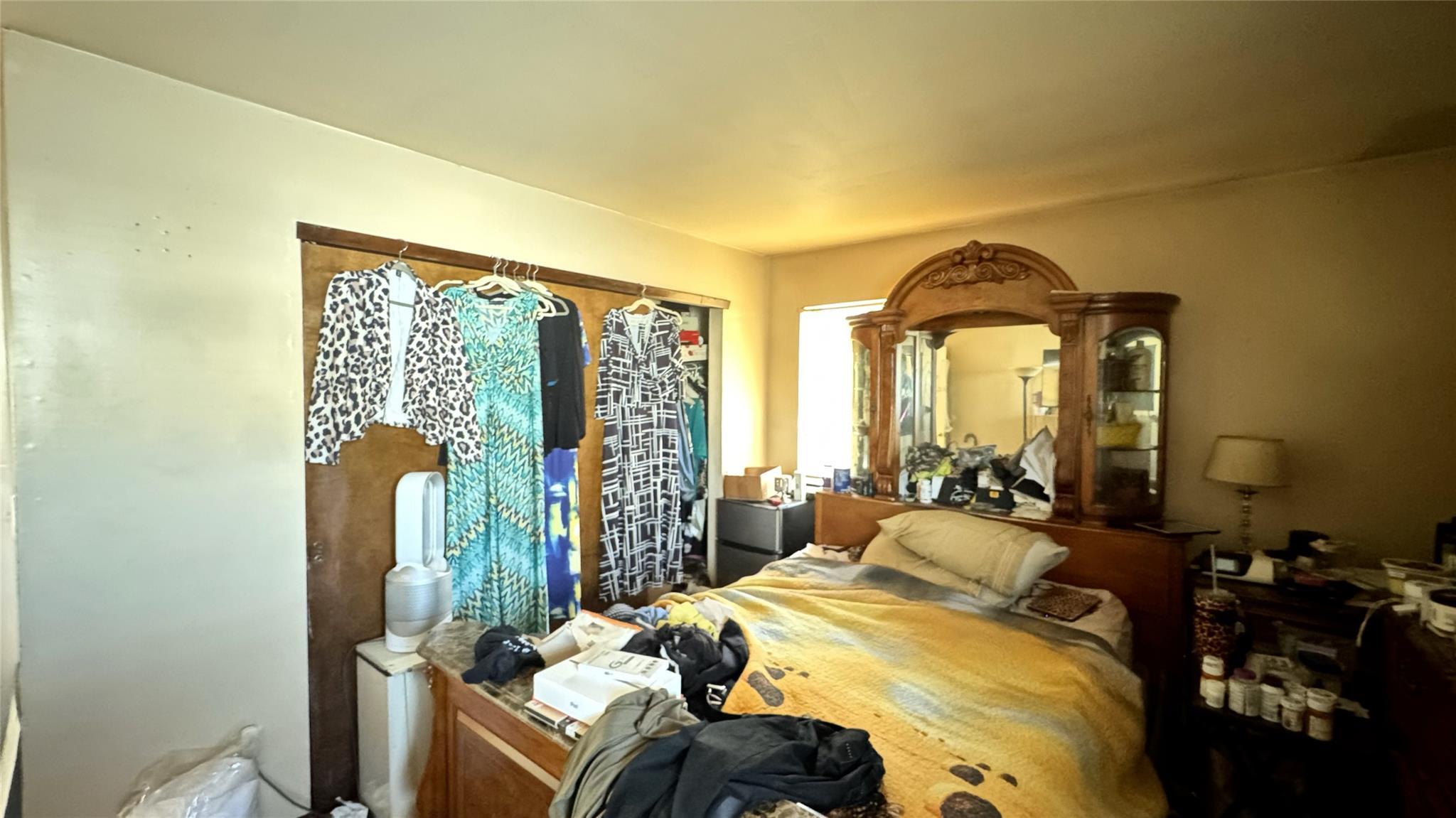 Single Family Brushwood  Suffolk County, NY 11967, MLS-836196-12