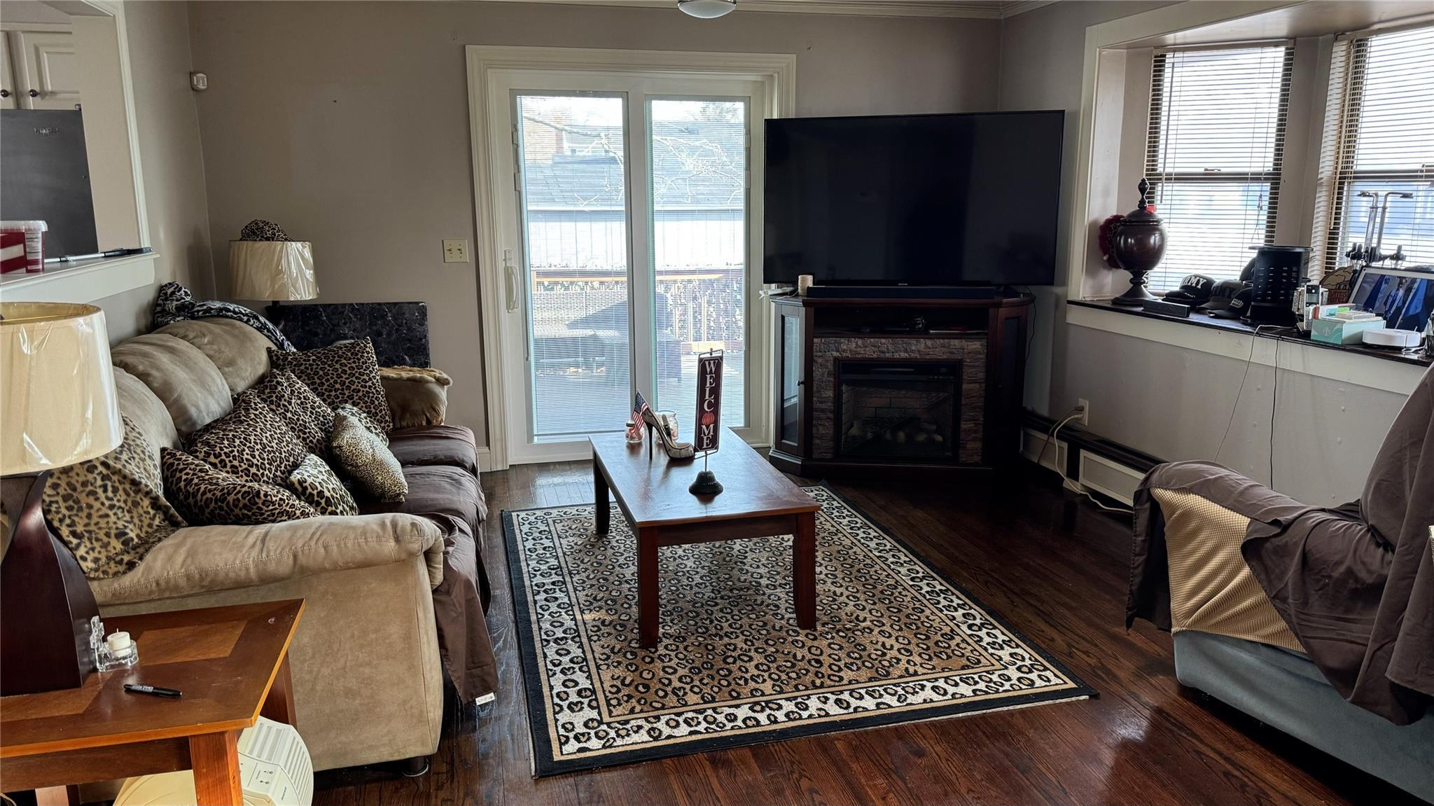 Single Family Brushwood  Suffolk County, NY 11967, MLS-836196-6