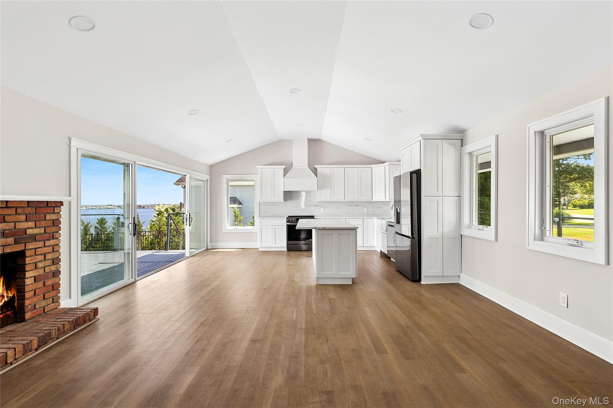 Single Family Holiday  Suffolk County, NY 11934, MLS-836217-4