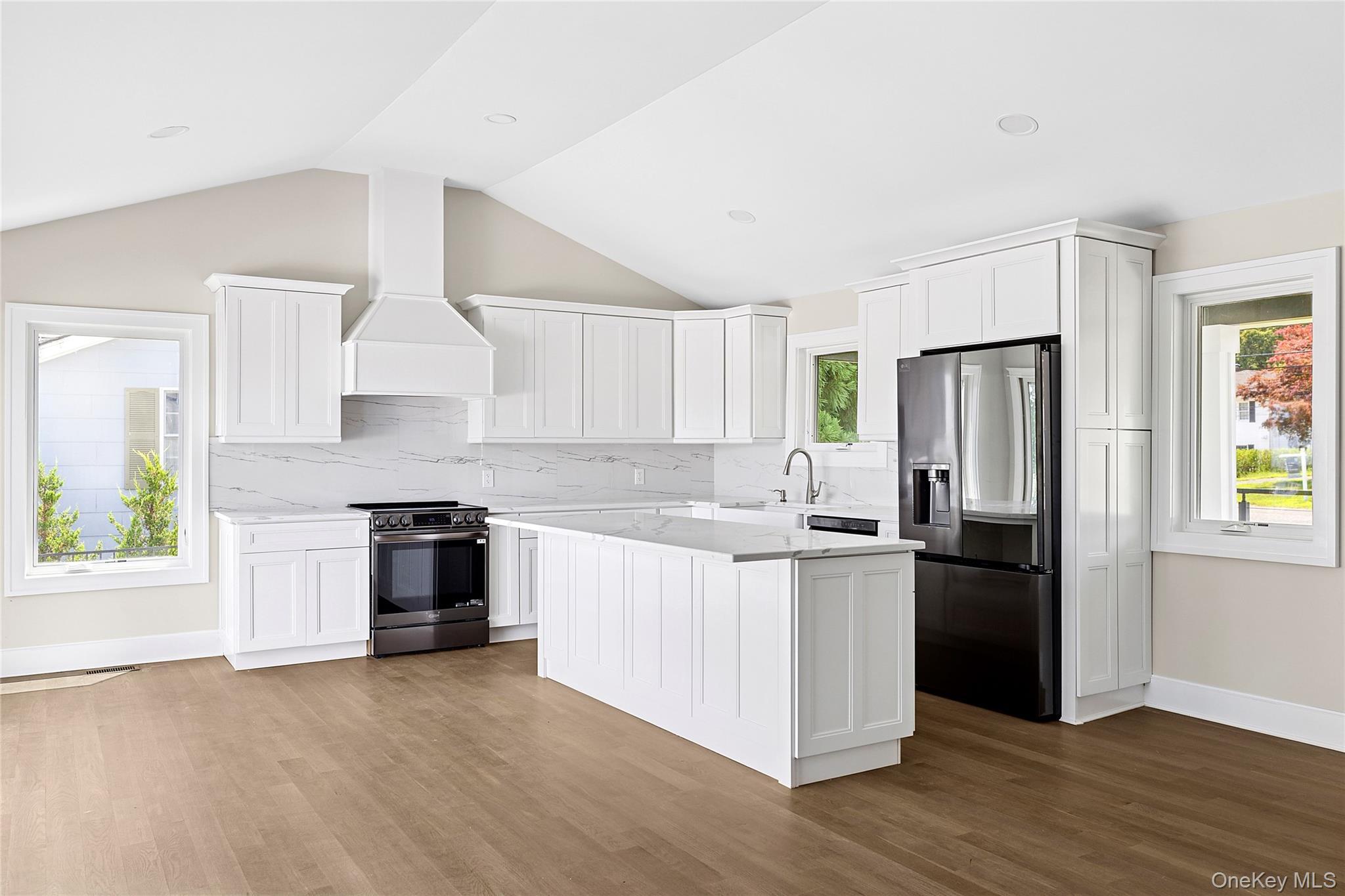 Single Family Holiday  Suffolk County, NY 11934, MLS-836217-5