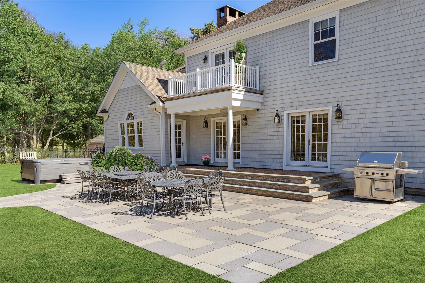 Single Family Cedarfield  Suffolk County, NY 11977, MLS-836219-40