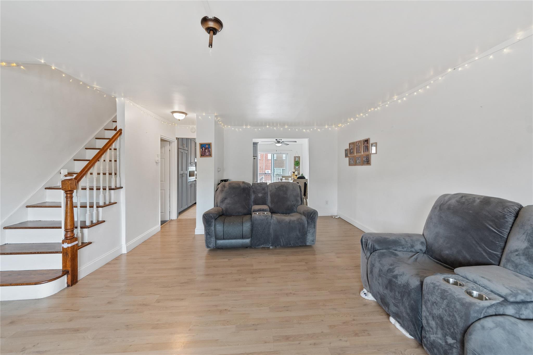 Single Family Huntington  Bronx, NY 10465, MLS-836222-14