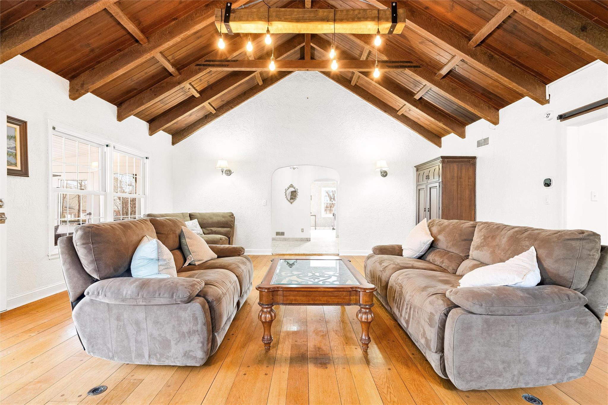 Single Family Locust  Westchester County, NY 10523, MLS-836228-13